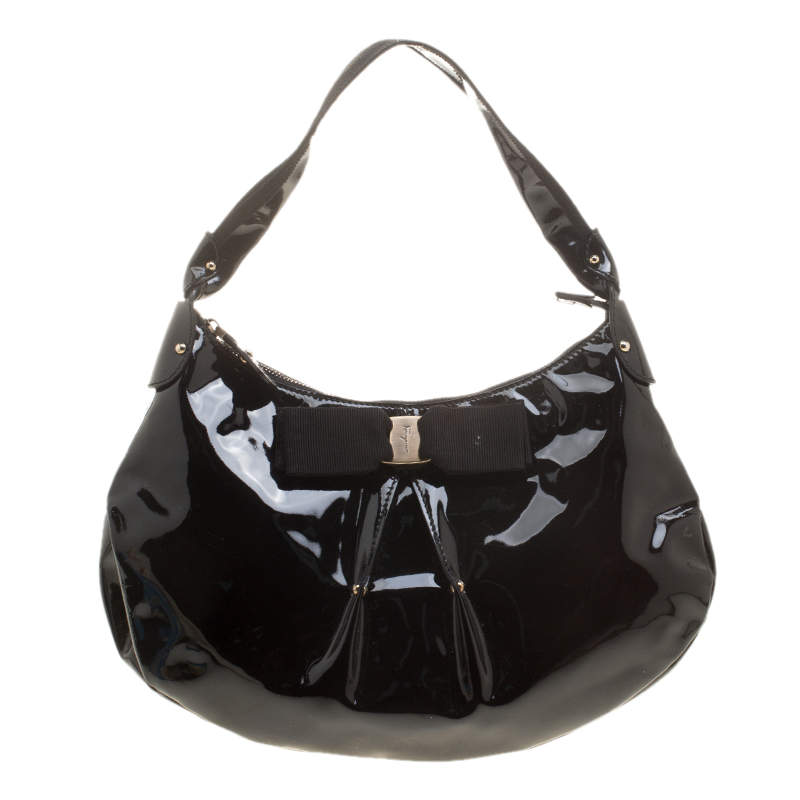 مملوكة مسبقًا حقيبة سالفاتوري فيراغامو ميس فارا جلد لامعة سوداء