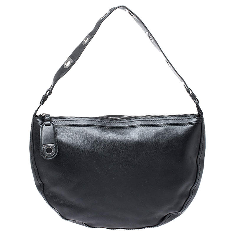 Pre Owned Salvatore Ferragamo Black Leather Gancini Hobo