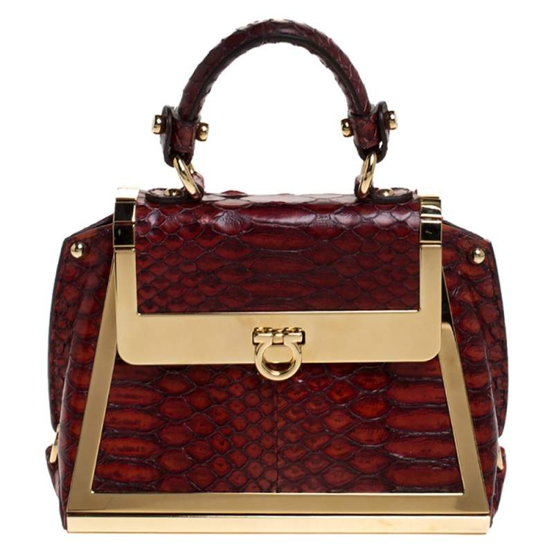 مملوكة مسبقًا Salvatore Ferragamo Red Python Mini Sopia Frame Bag