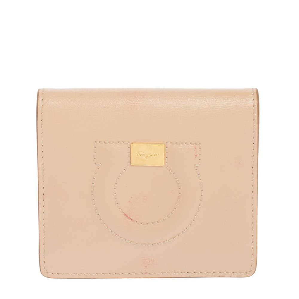 Pre Owned محفظة بطاقات سالفاتوري فيراغامو جلد بيج