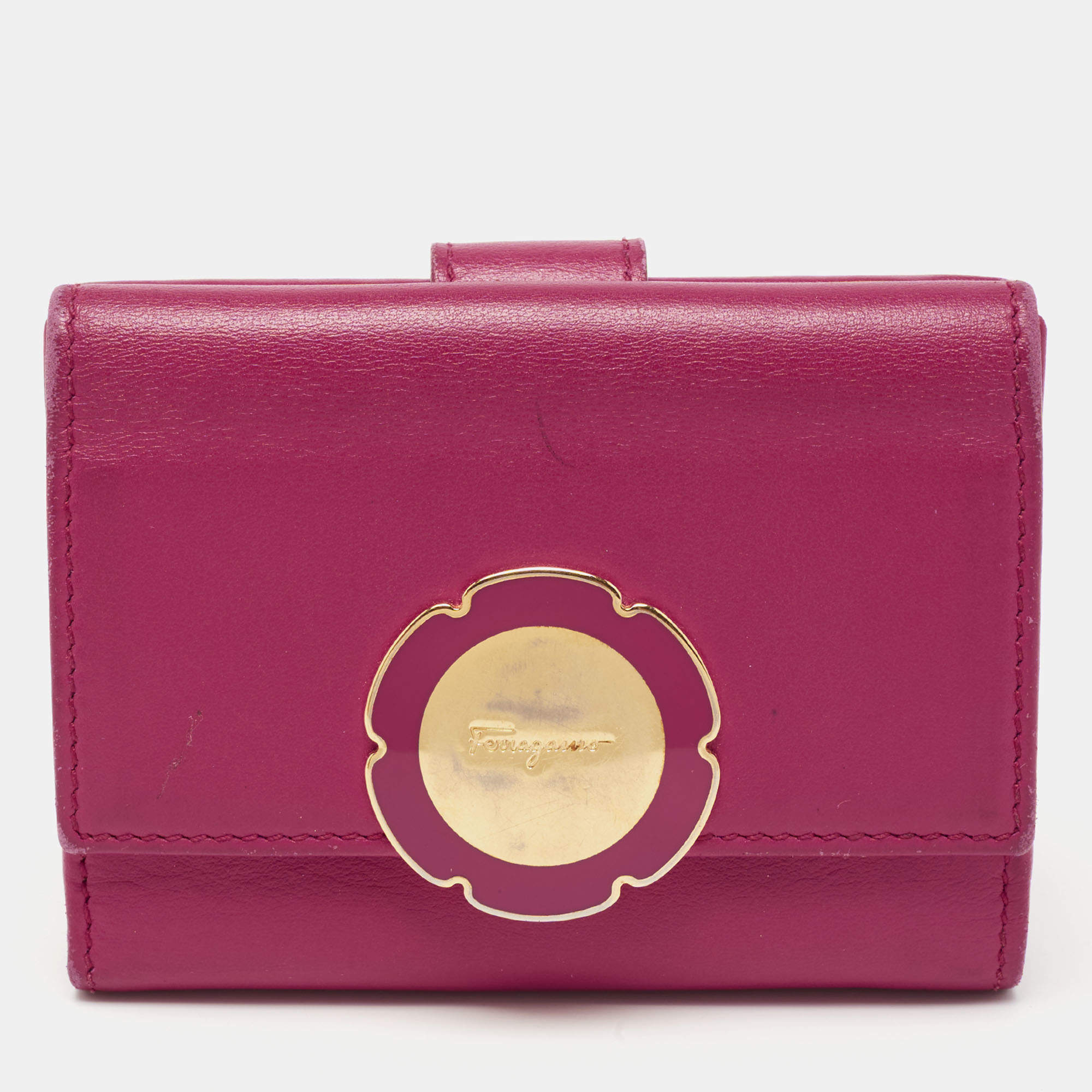 Pre Owned Salvatore Ferragamo Fuchsia Leather Compact Wallet