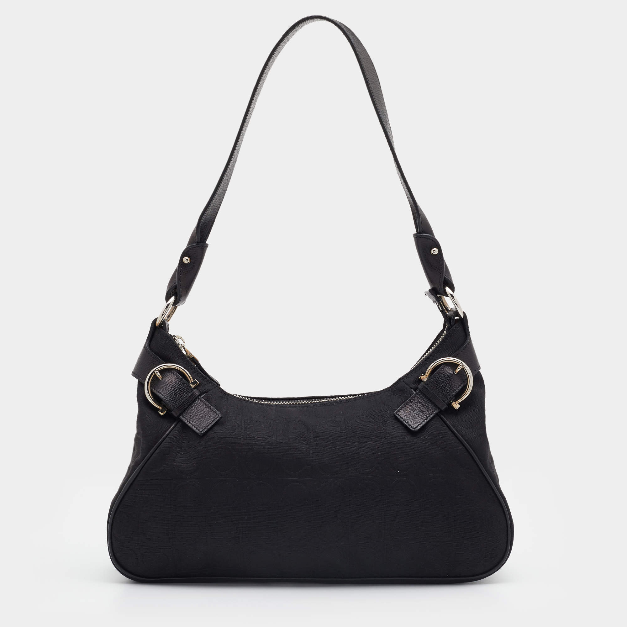 Pre Owned Salvatore Ferragamo Black Nylon And Leather Gancini Shoulder Bag