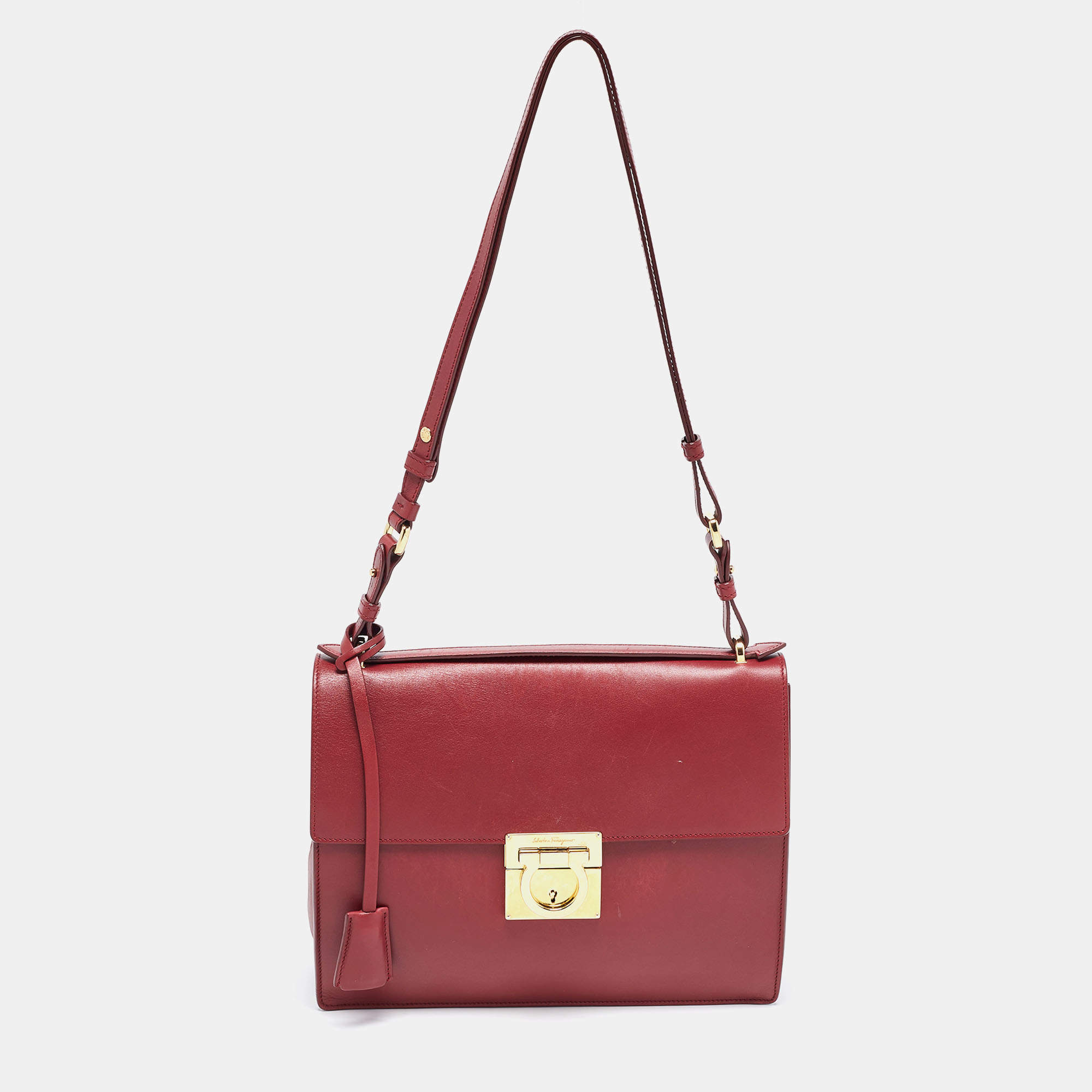 مملوكة مسبقًا Salvatore Ferragamo Red Leather Gancio Lock Top Handle Bag