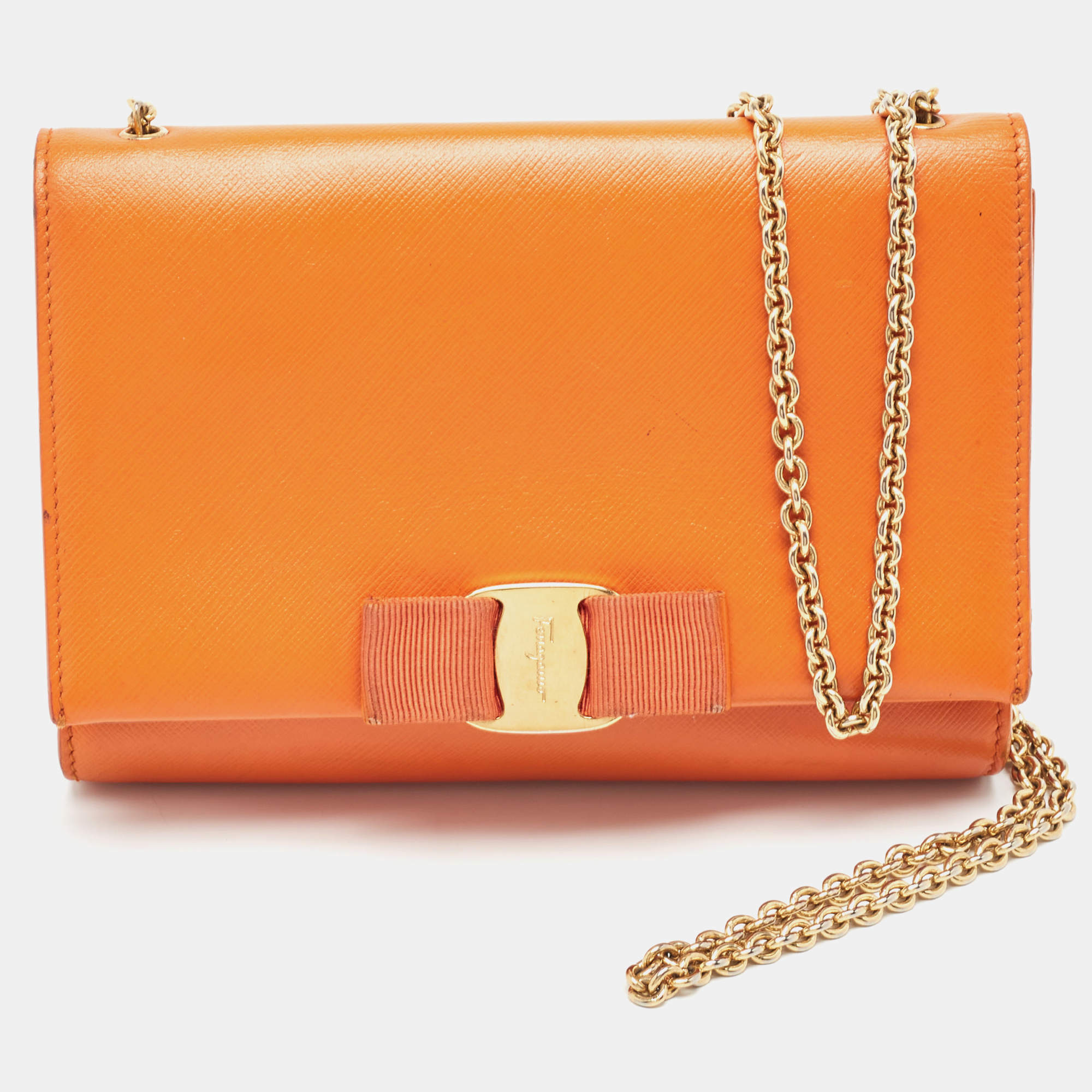Pre Owned Salvatore Ferragamo Orange Leather Vara Bow Crossbody Bag