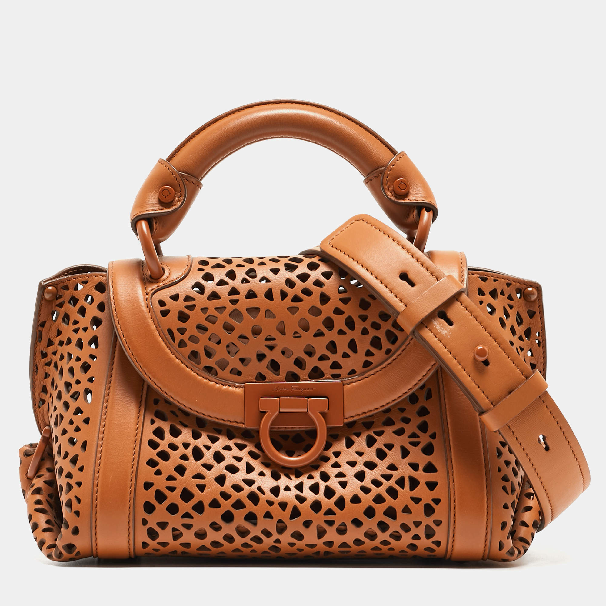 Pre Owned حقيبة سالفاتورى فيراغامو يد علوية سوفيا جلد قصه ليزر سوداء 