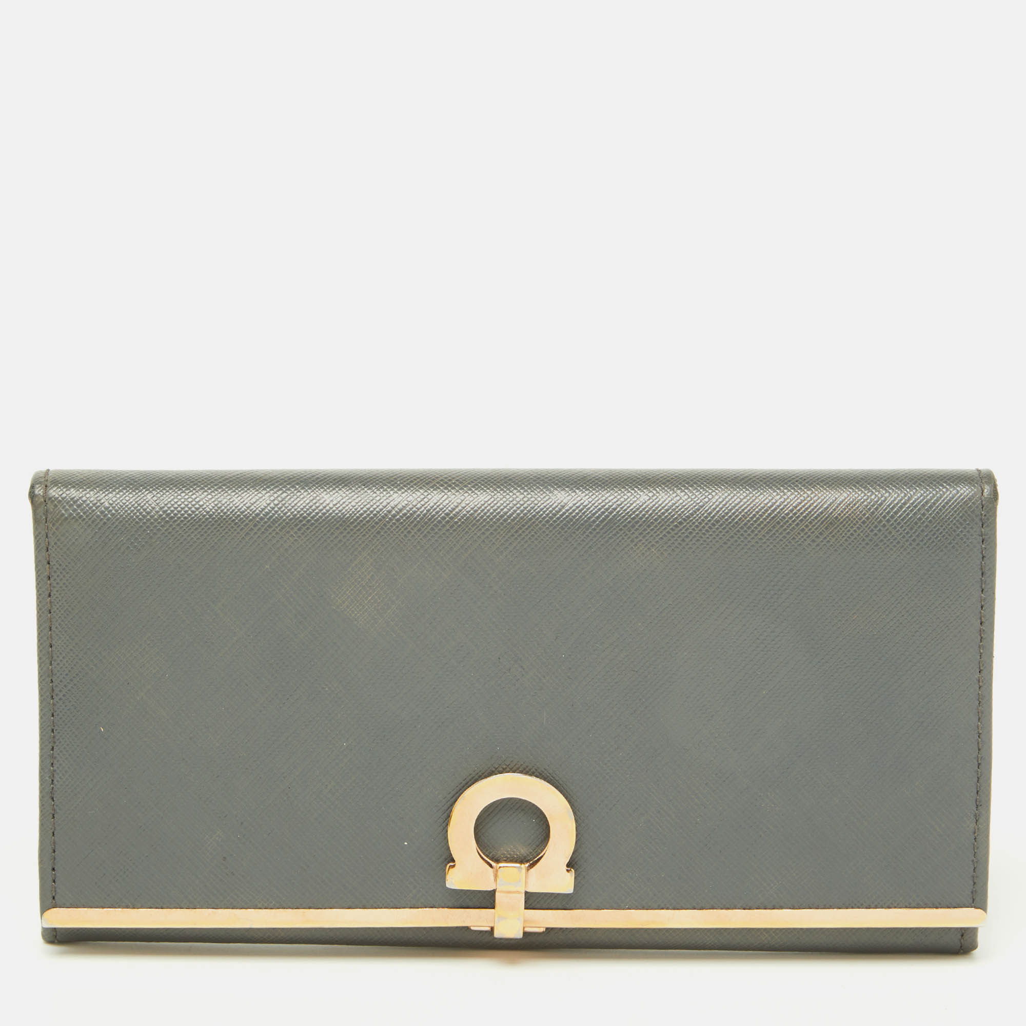 Pre Owned Salvatore Ferragamo Grey Leather Gancini Icona Continental Wallet