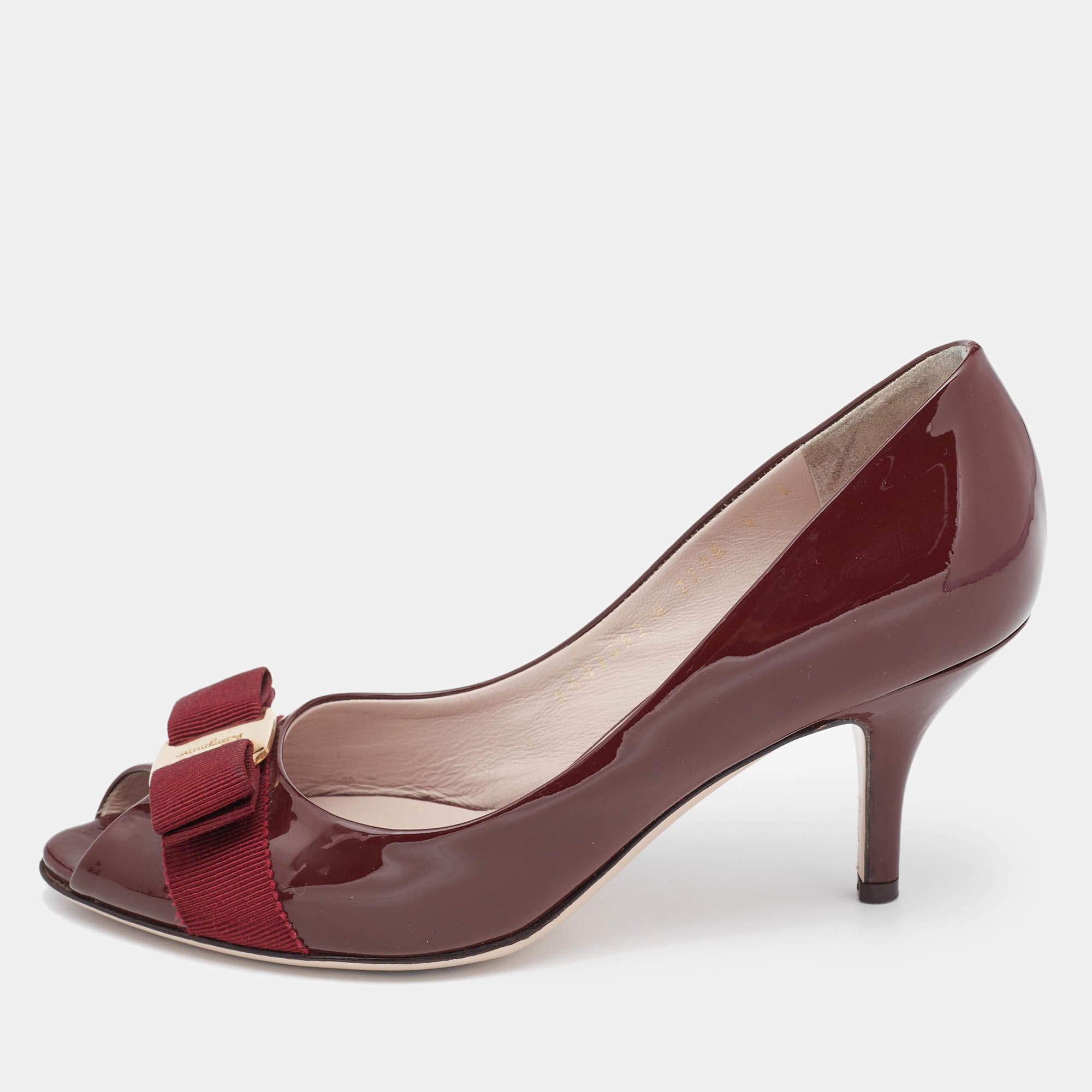 Pre Owned Salvatore Ferragamo Burgundy Patent Leather Vara Bow Peep Toe Pumps Size 36.5