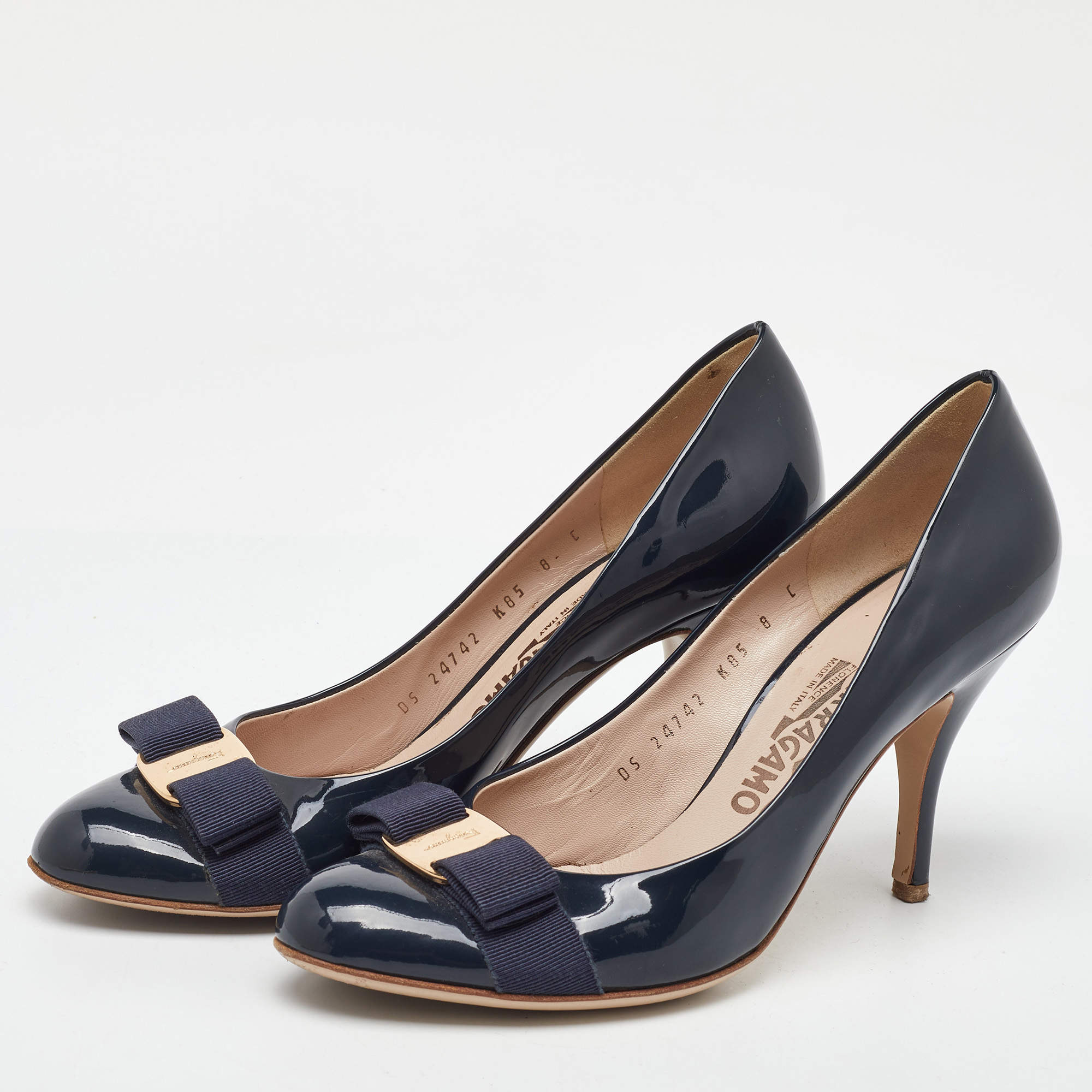 luxury-women-salvatore-