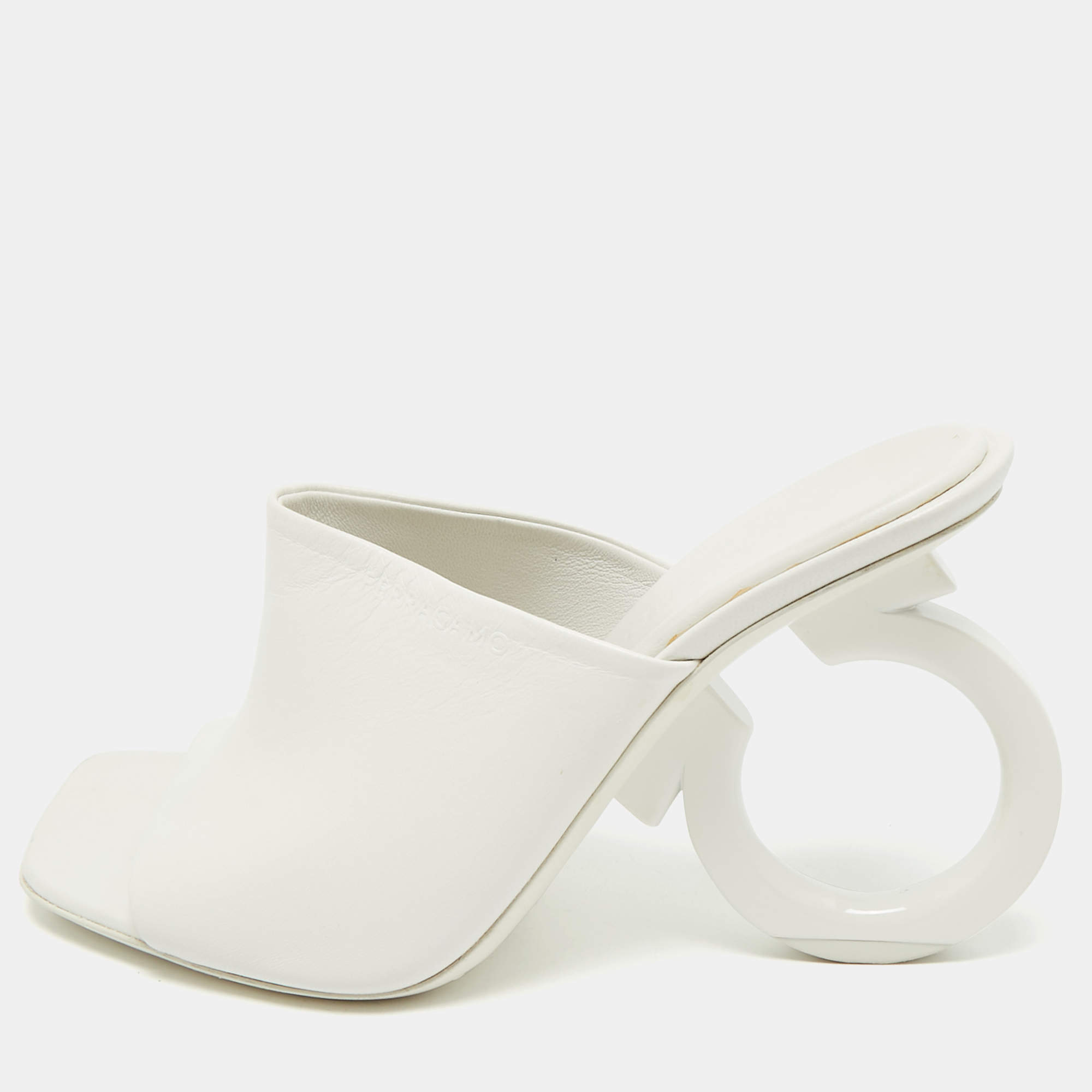 Pre Owned Salvatore Ferragamo White Leather Astro Slide Sandals Size 37