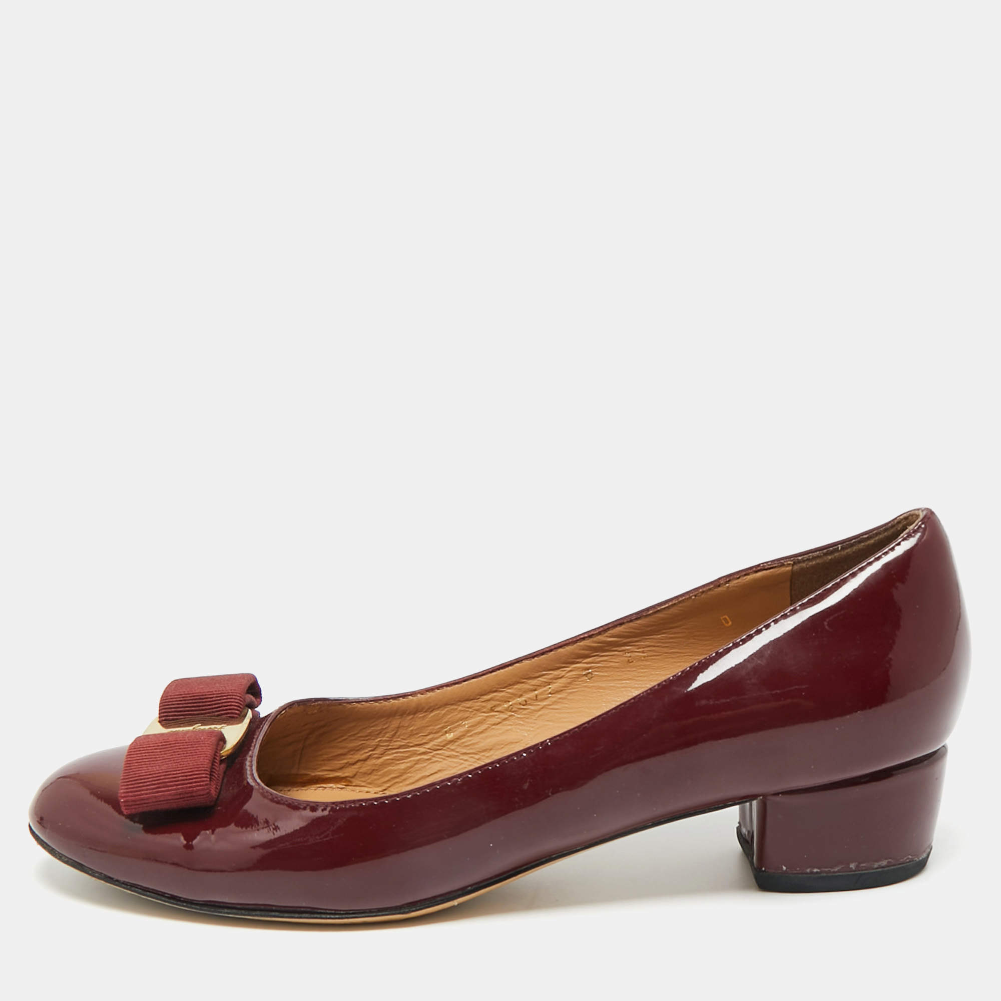 Pre Owned Salvatore Ferragamo Burgundy Patent Leather Vara Bow Block Heel Pumps Size 36