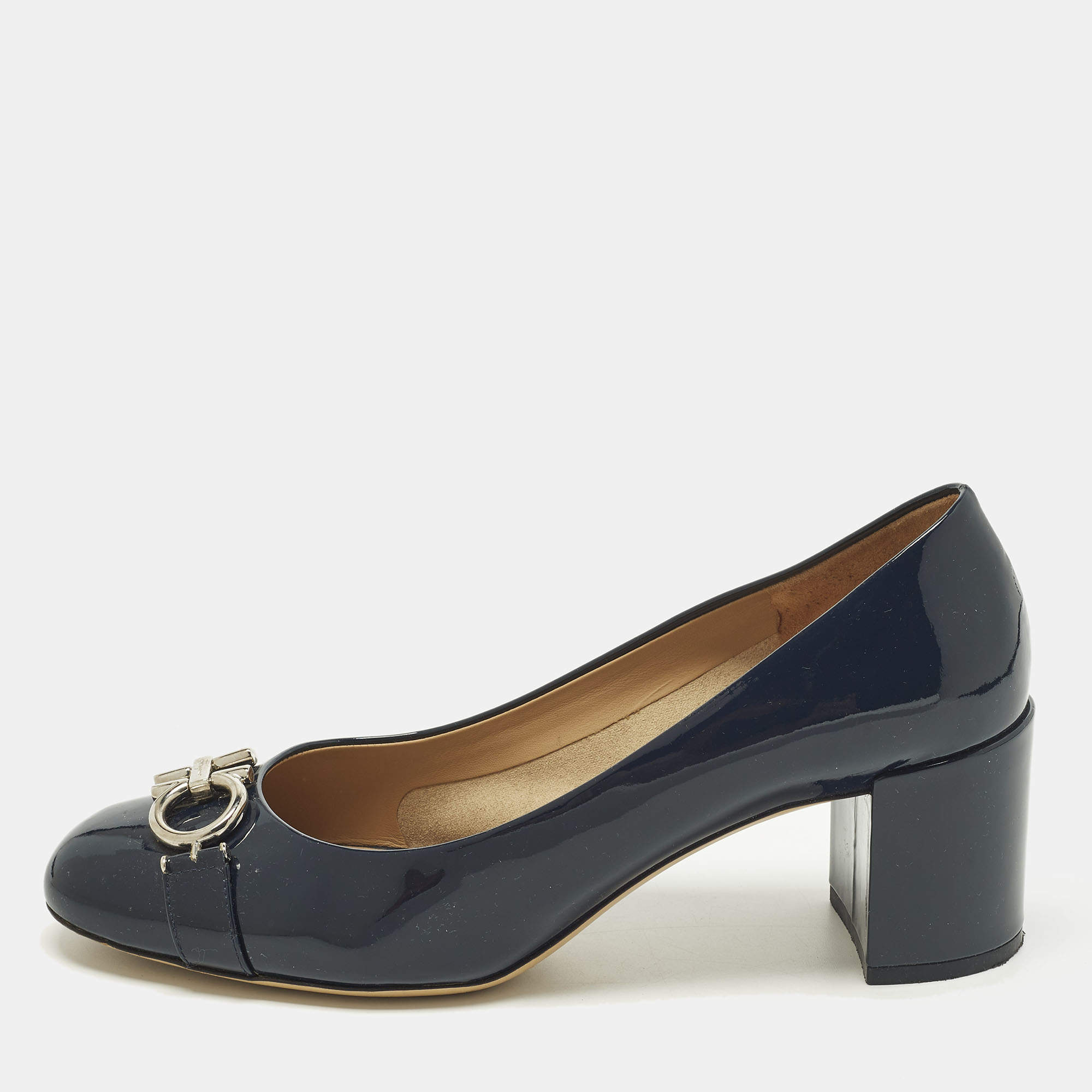 Pre Owned Salvatore Ferragamo Garda Size 38.5 Navy Blue Patent Leather Block Heel Pumps