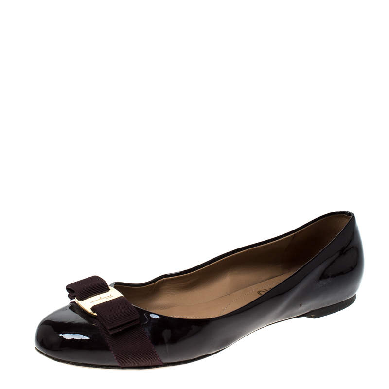 Pre Owned Salvatore Ferragamo Burgundy Patent Leather Vara Bow Ballet Flats Size 38