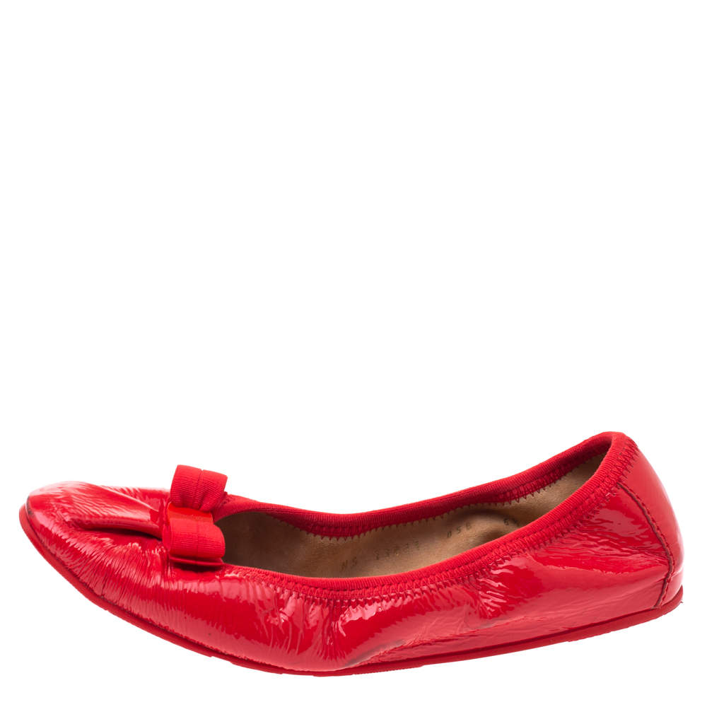 Salvatore Ferragamo Red Patent Leather My Joy Scrunch Ballet Flats Size 37 Salvatore Ferragamo TLC