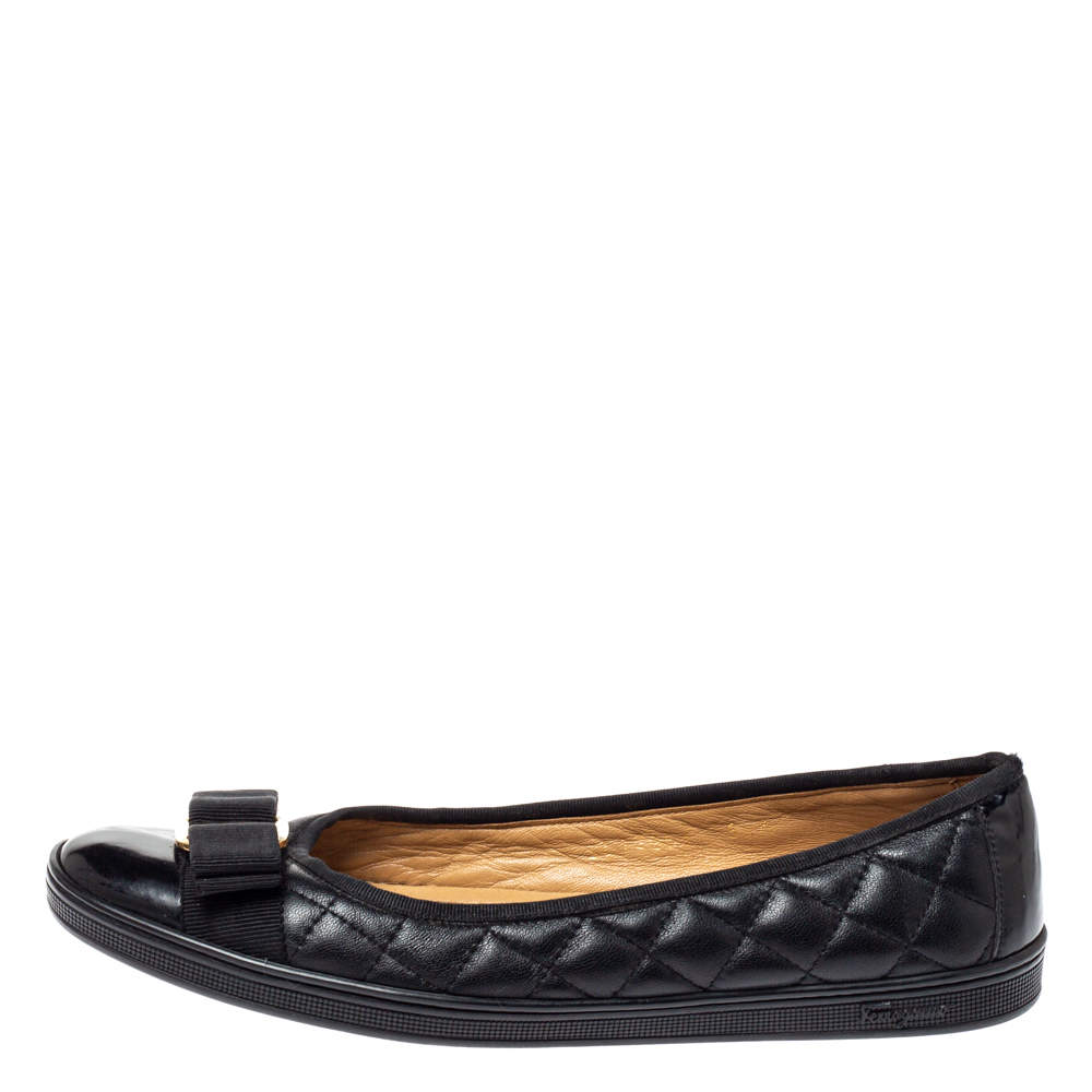 Ferragamo rufina outlet flats