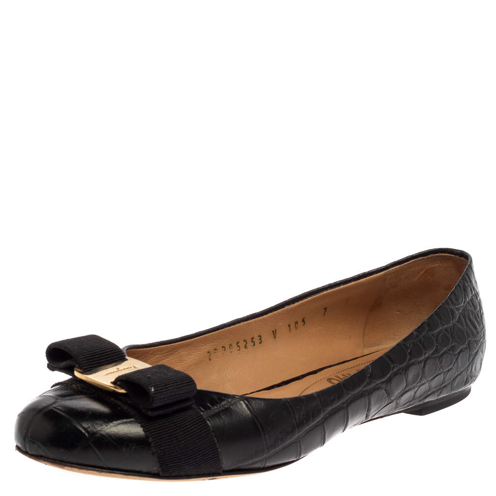 Pre Owned Salvatore Ferragamo Black Croc Embossed Leather Vara Bow Flats Size 37.5