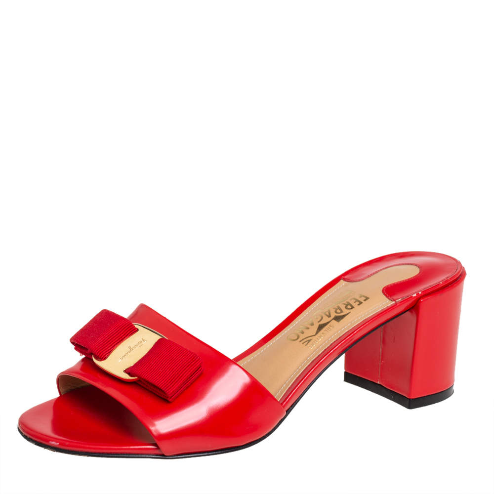 Salvatore Ferragamo Red Patent Leather Vara Bow Sandals Size