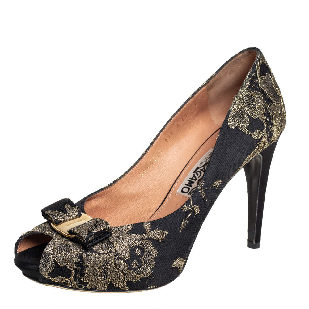 Pre Owned Salvatore Ferragamo Black Brocade Peep Toe Bow Pumps Size 40.5