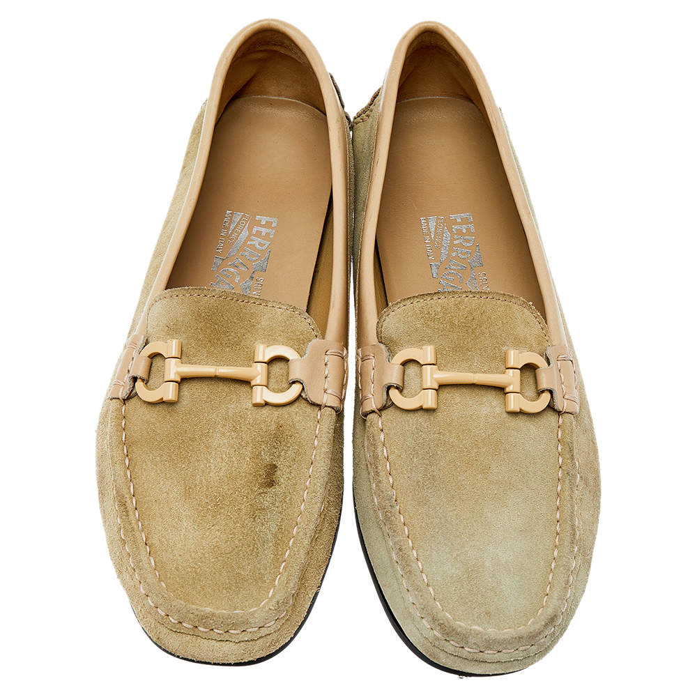 Pre Owned Salvatore Ferragamo Green/Beige Suede And Leather Gancini Bit Slip On Loafers Size 39.5