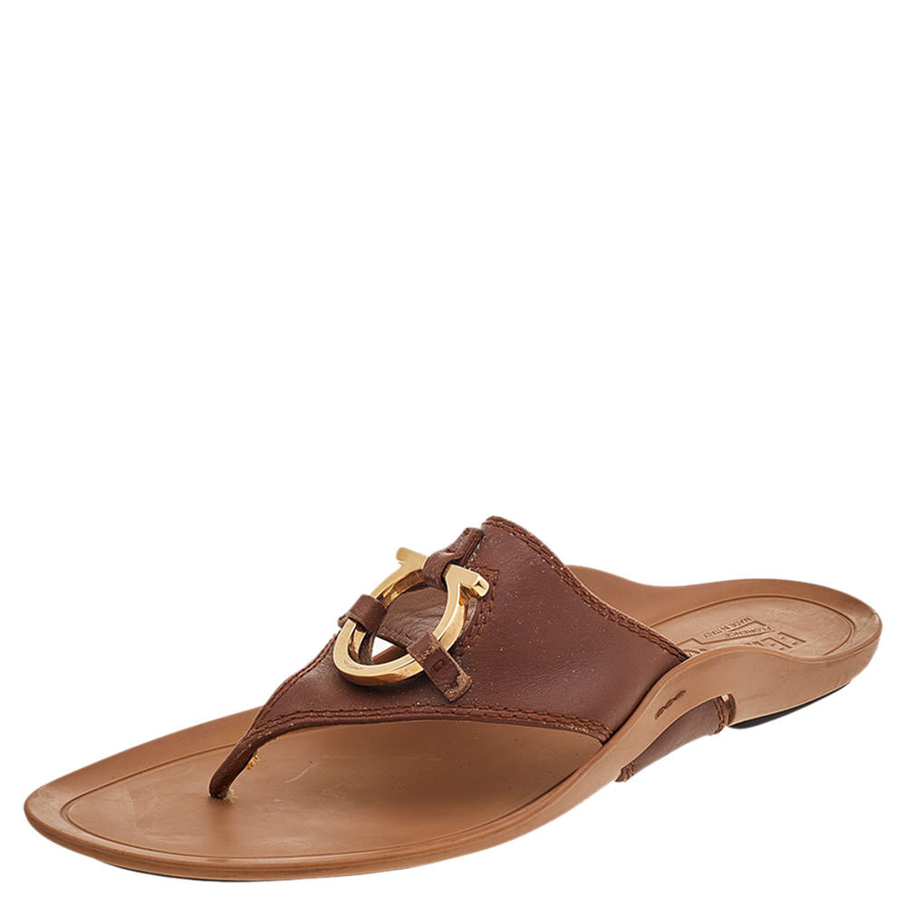 Salvatore Ferragamo Brown Leather Gancini Thong Flats Size 40
