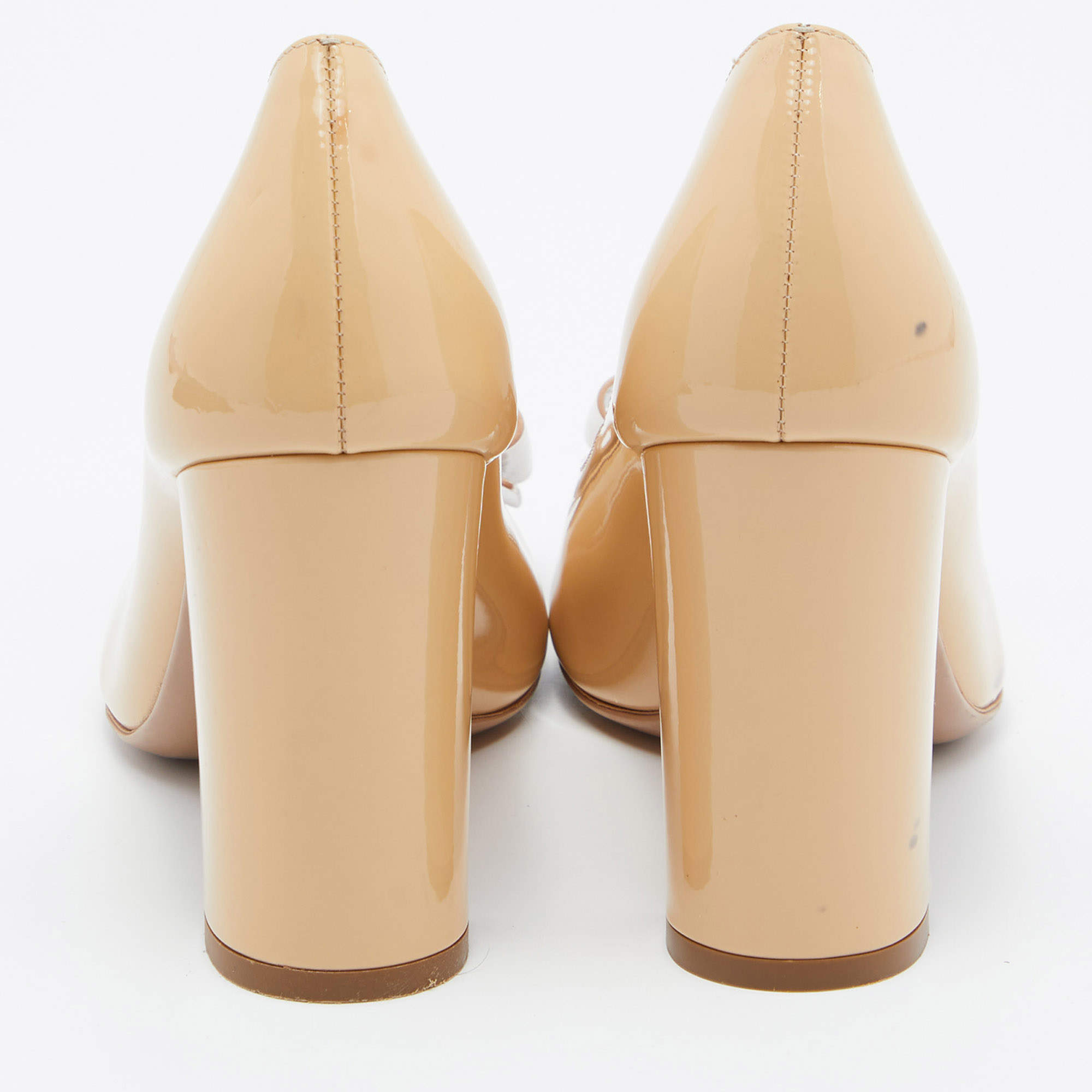 Pre Owned Salvatore Ferragamo Beige Patent Leather Carla Vara Bow Block Heel Pumps Size 37.5
