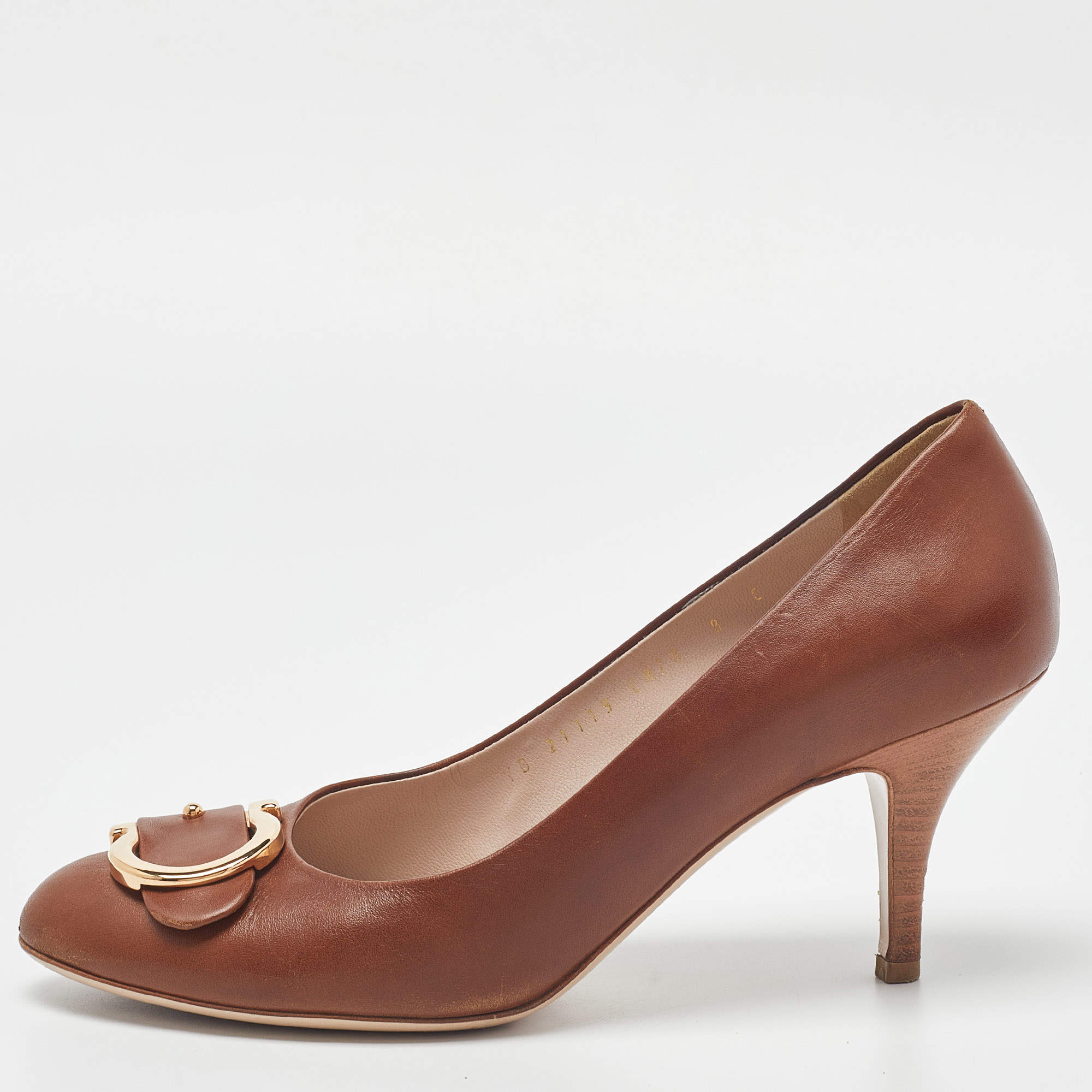 Pre Owned Salvatore Ferragamo Brown Leather Gancini Pumps Size 38.5