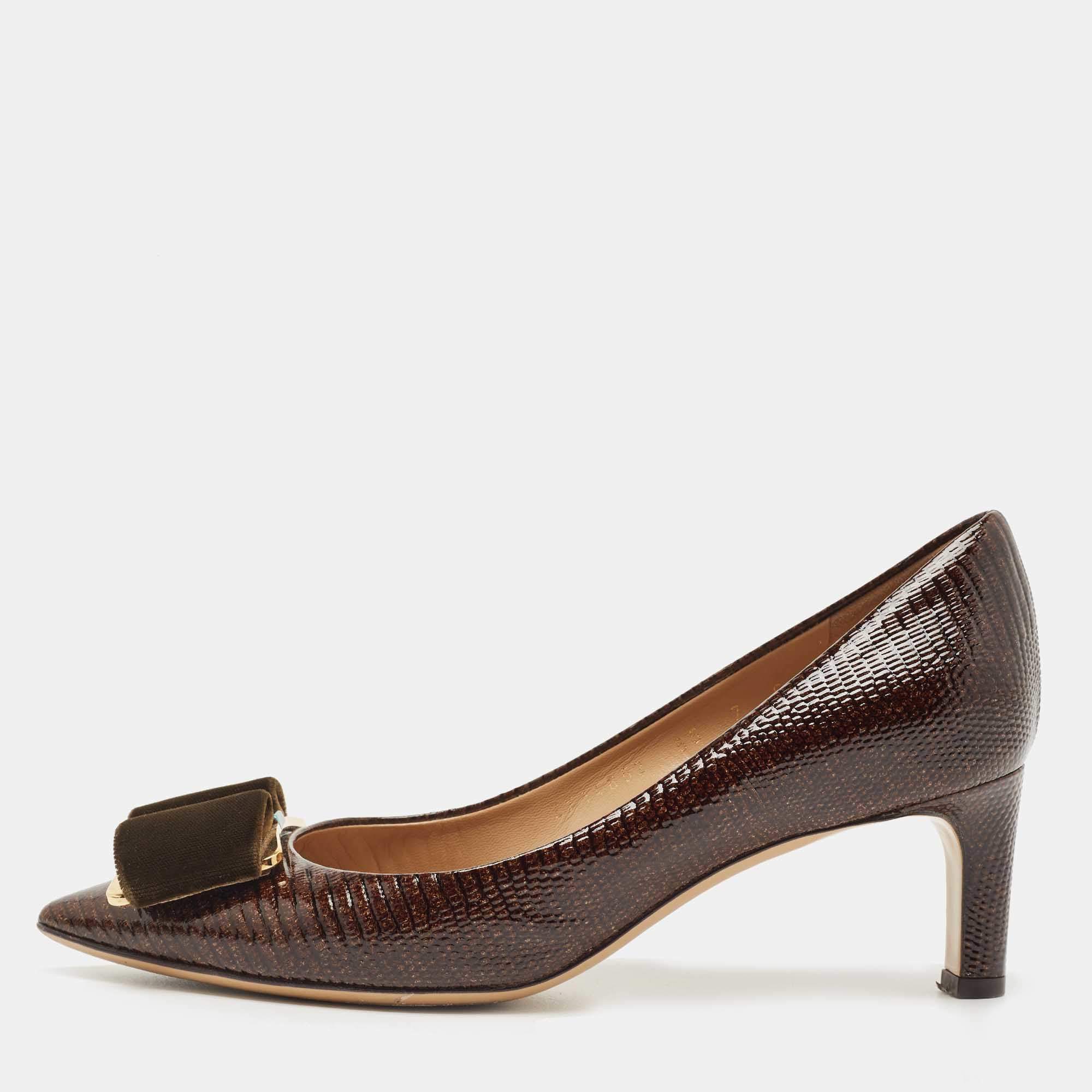 Pre Owned Salvatore Ferragamo Brown Lizard Embossed Leather Carla Vara Bow Pumps Size 37.5