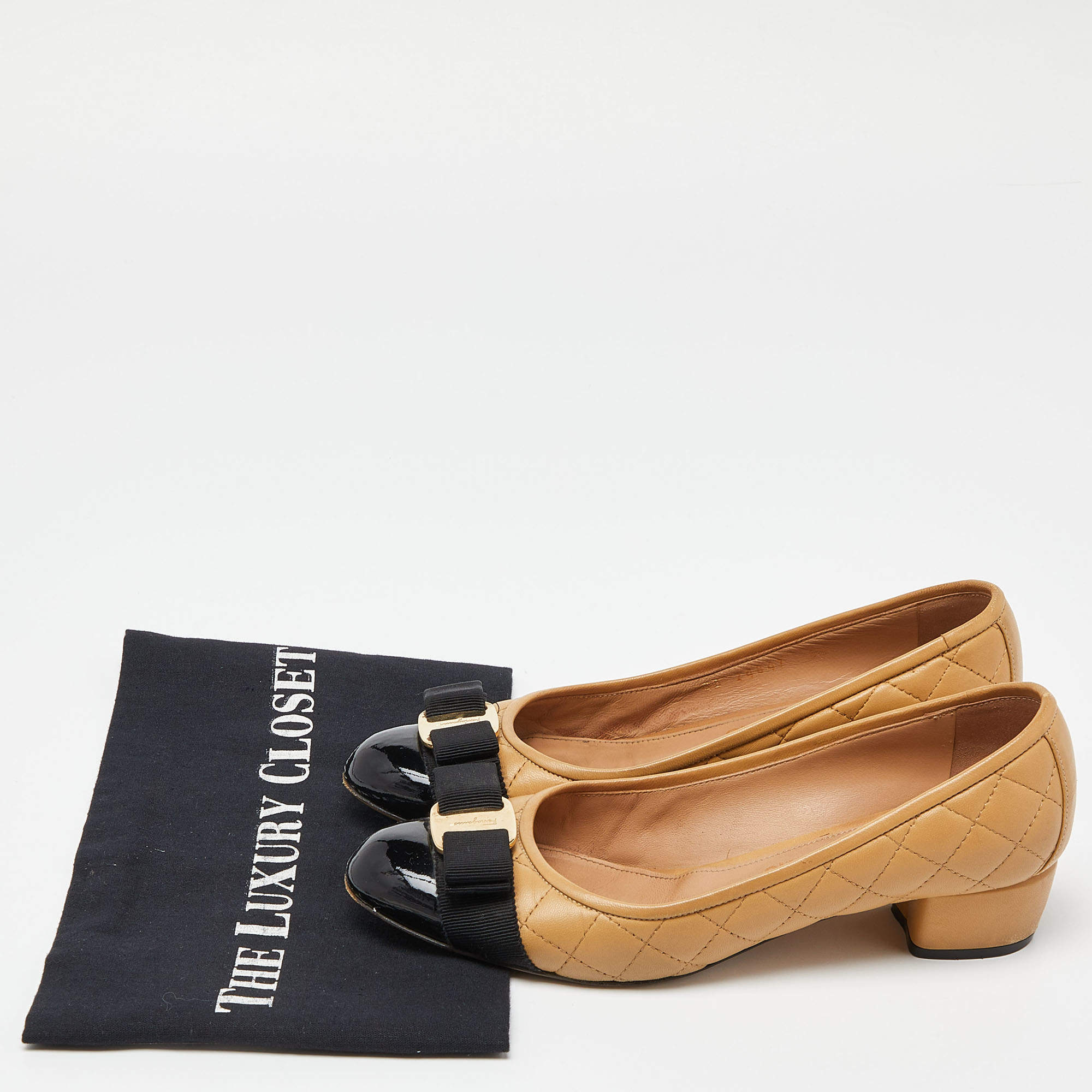 Pre Owned Salvatore Ferragamo Beige/Black Leather and Patent Block Heel Pumps Size 37