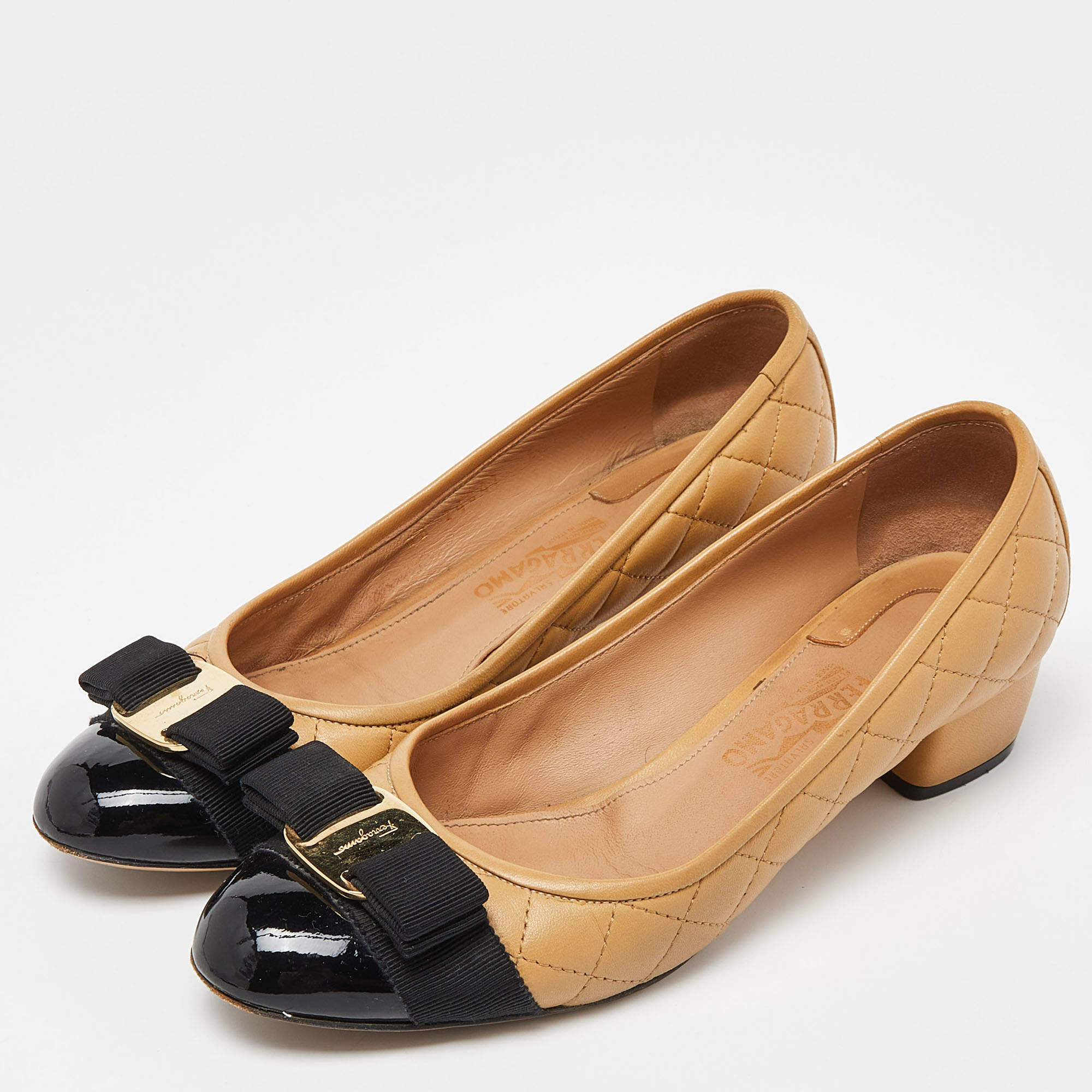 Pre Owned Salvatore Ferragamo Beige/Black Leather and Patent Block Heel Pumps Size 37