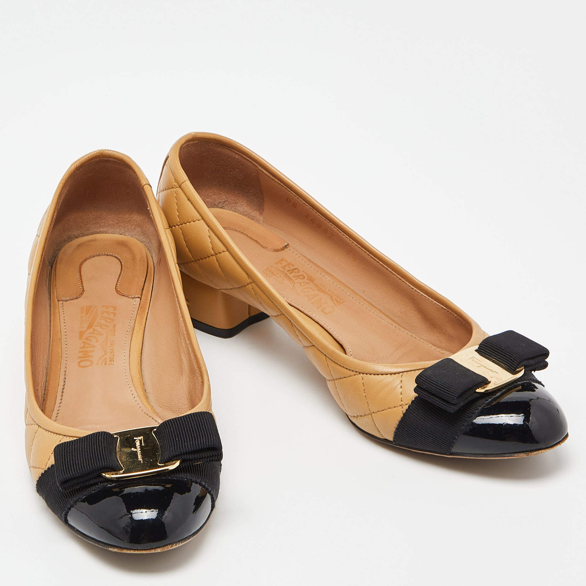 Pre Owned Salvatore Ferragamo Beige/Black Leather and Patent Block Heel Pumps Size 37