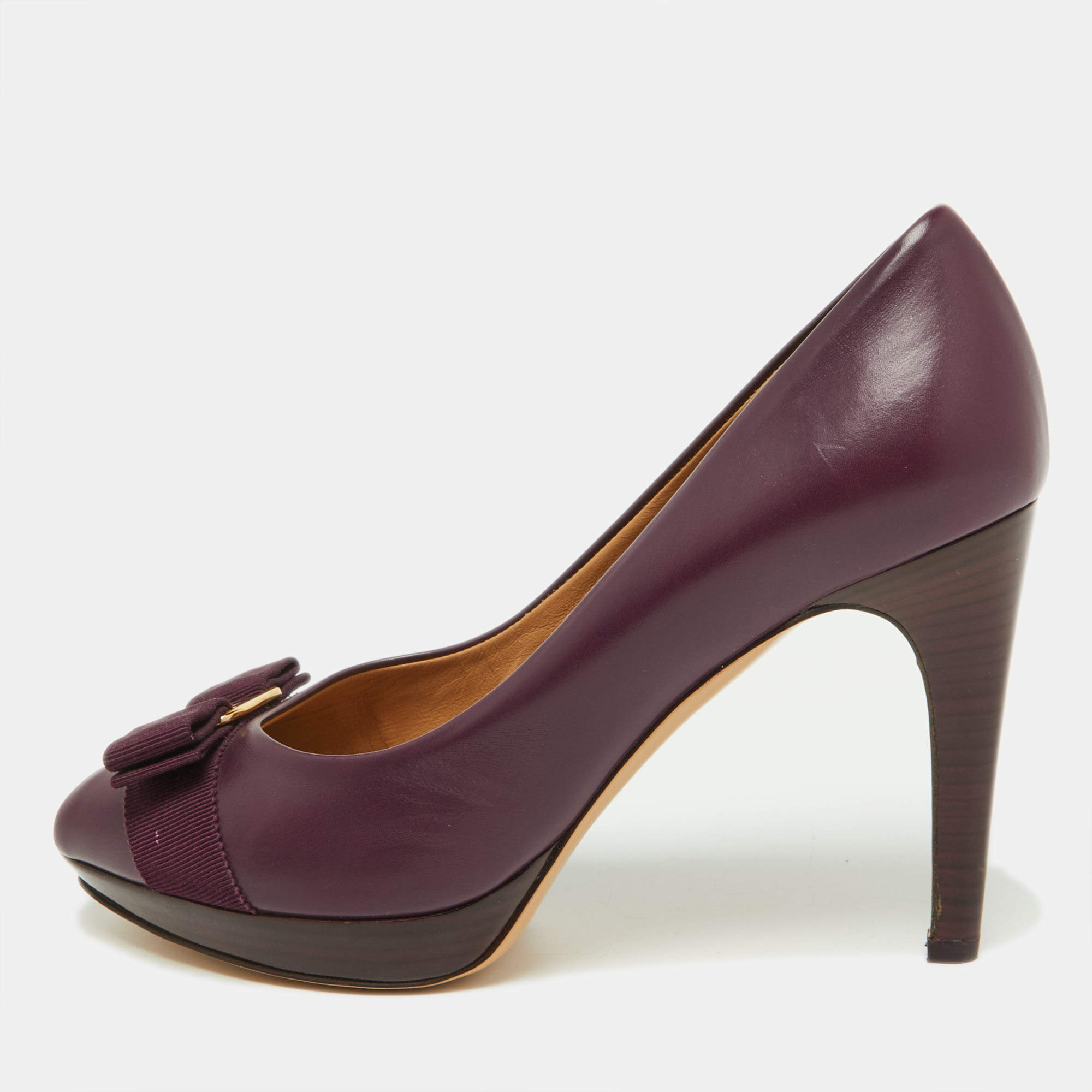 Pre Owned Salvatore Ferragamo Purple Leather Vara Bow Peep Toe Pumps Size 38.5
