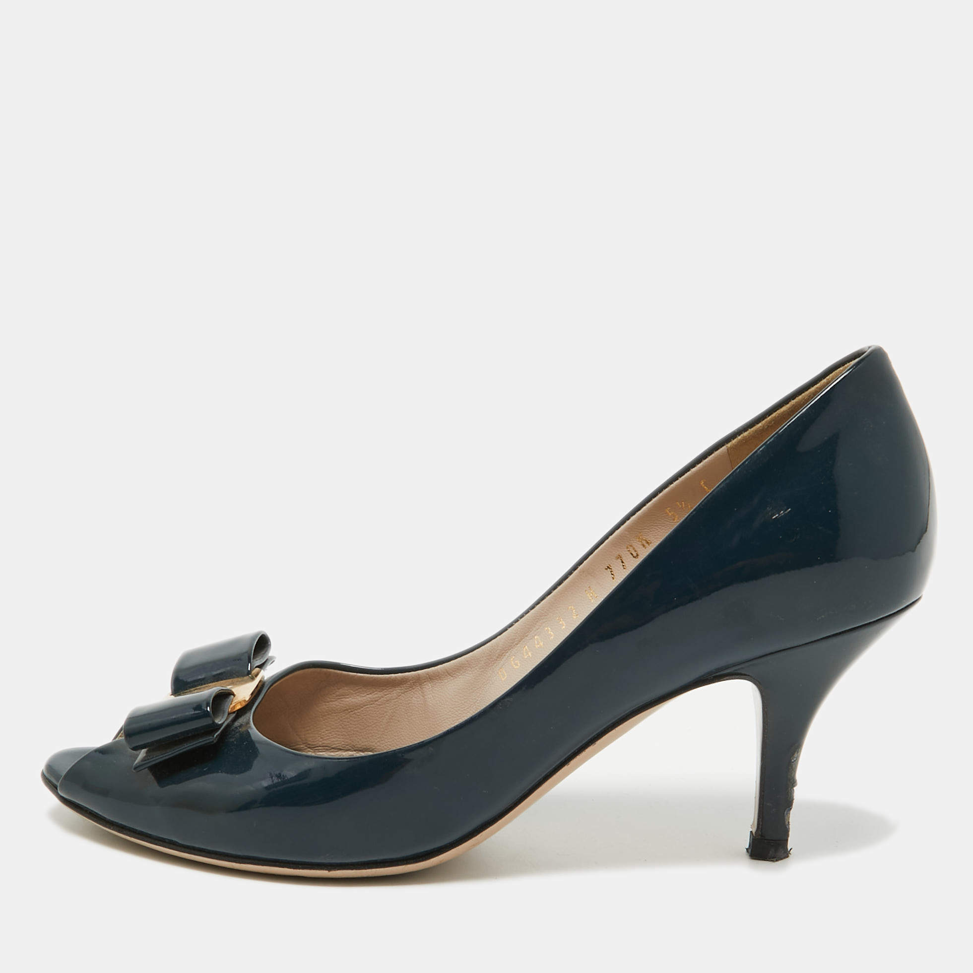 Salvatore Ferragamo Navy Blue Patent Vara Bow Pumps Size 36