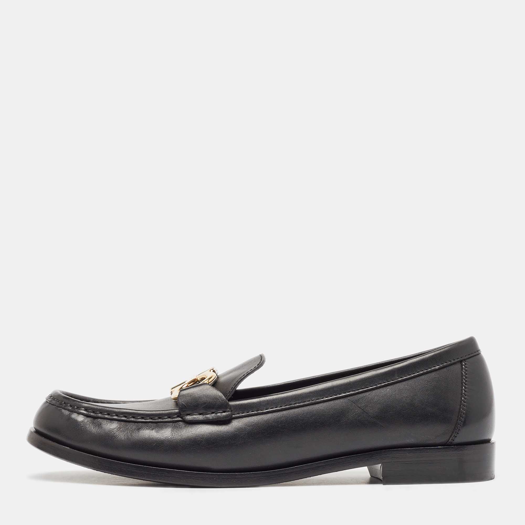 Pre Owned Salvatore Ferragamo Black Leather Gancini Loafers Size 39