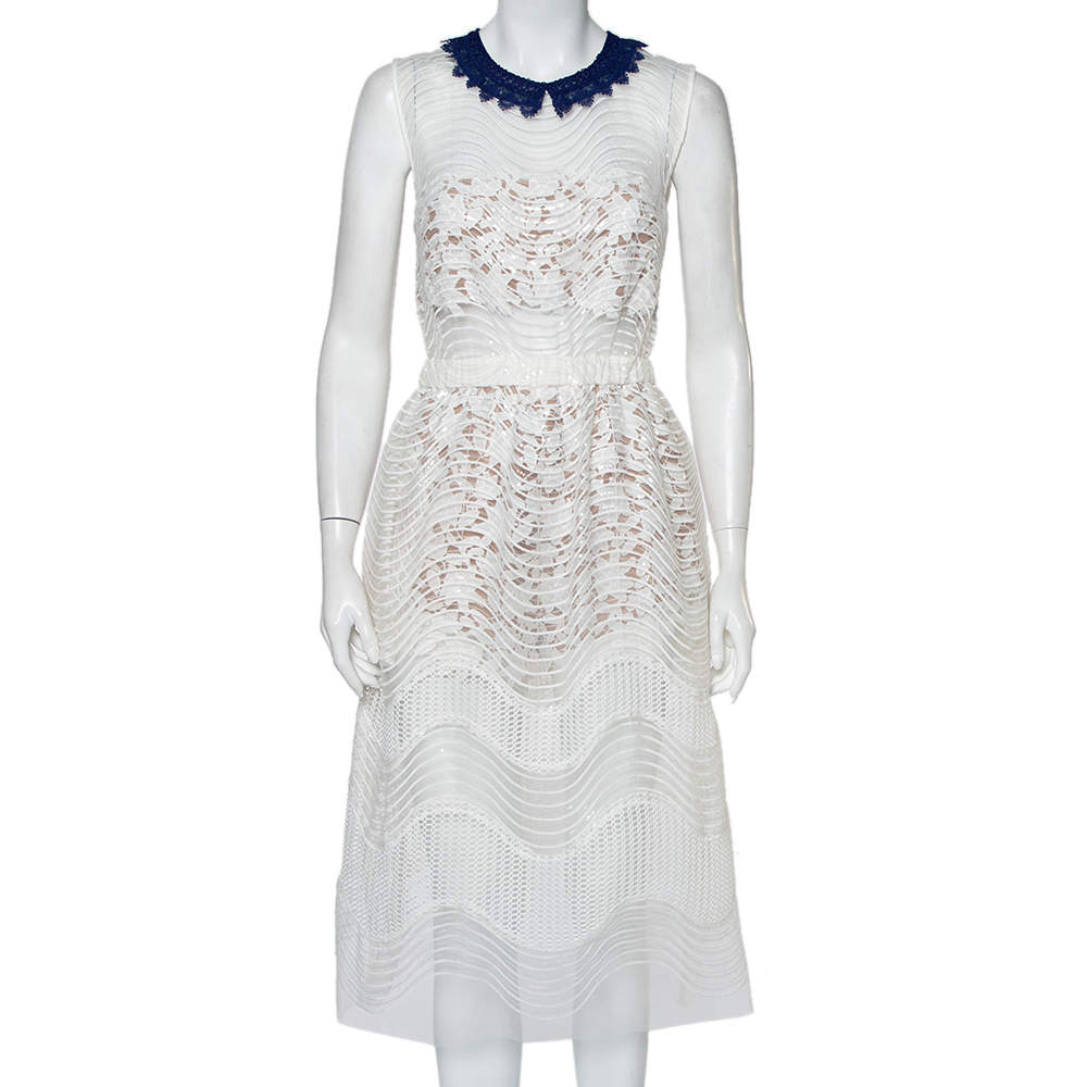 فستان سيلف بورتريت متوسط الطول بلا أكمام تفاصيل بومبر دانتيل ترتر أبيض مقاس متوسط