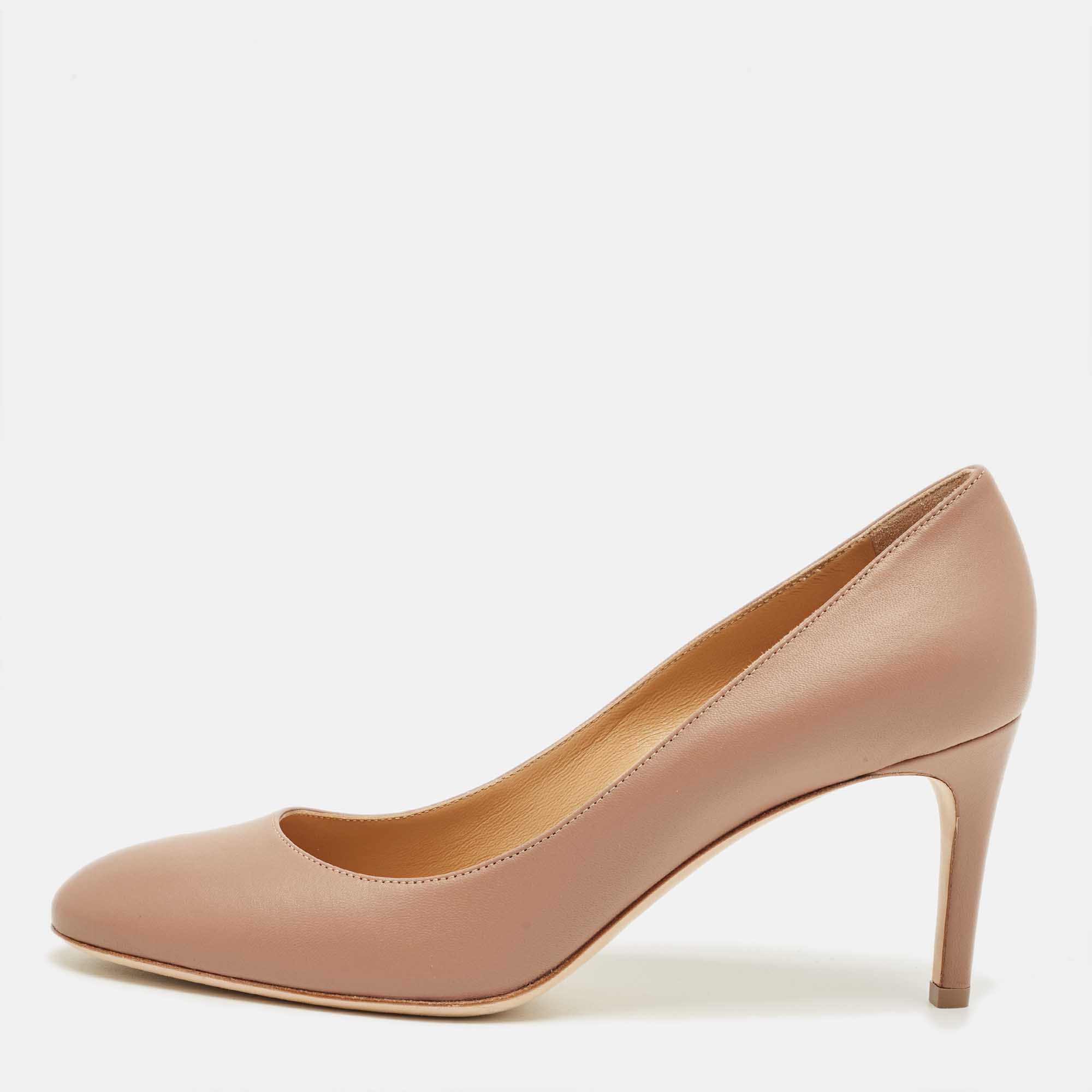 مملوكة مسبقًا Sergio Rossi Dusty Pink Leather Madame Pumps Size 40