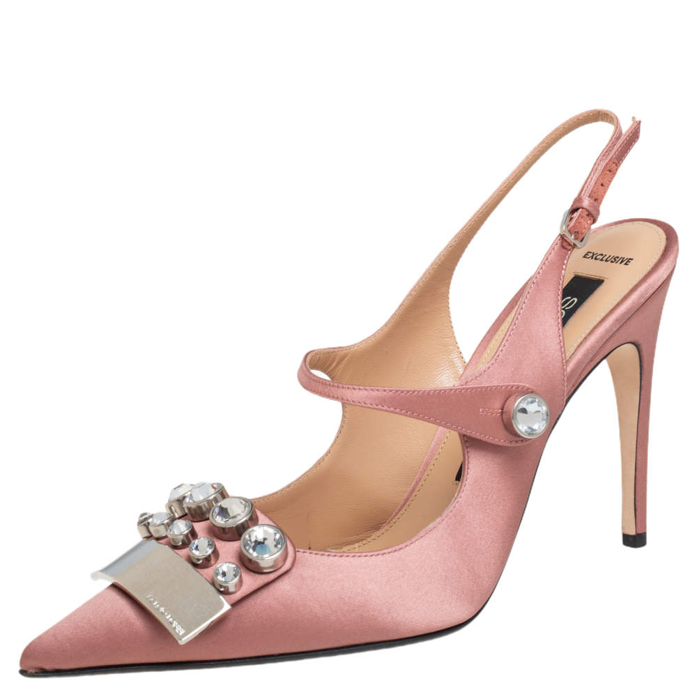 Pre Owned صندل سيرجيو روسي SR1 ساتان بزخارف كريستال وردي بفتحة كاحل مقاس 38.5