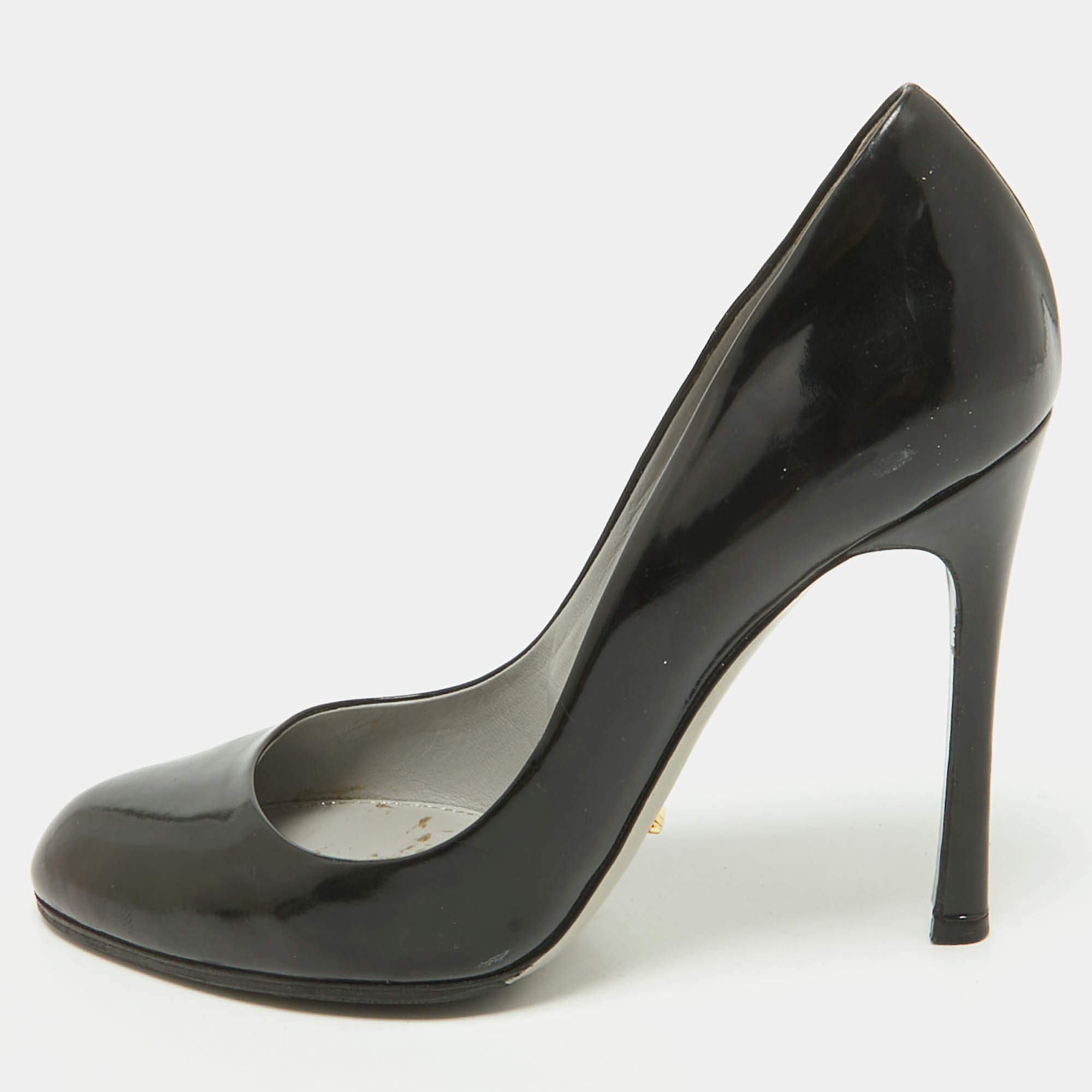 Sergio Rossi Black Patent Leather Round Toe Pumps Size 40