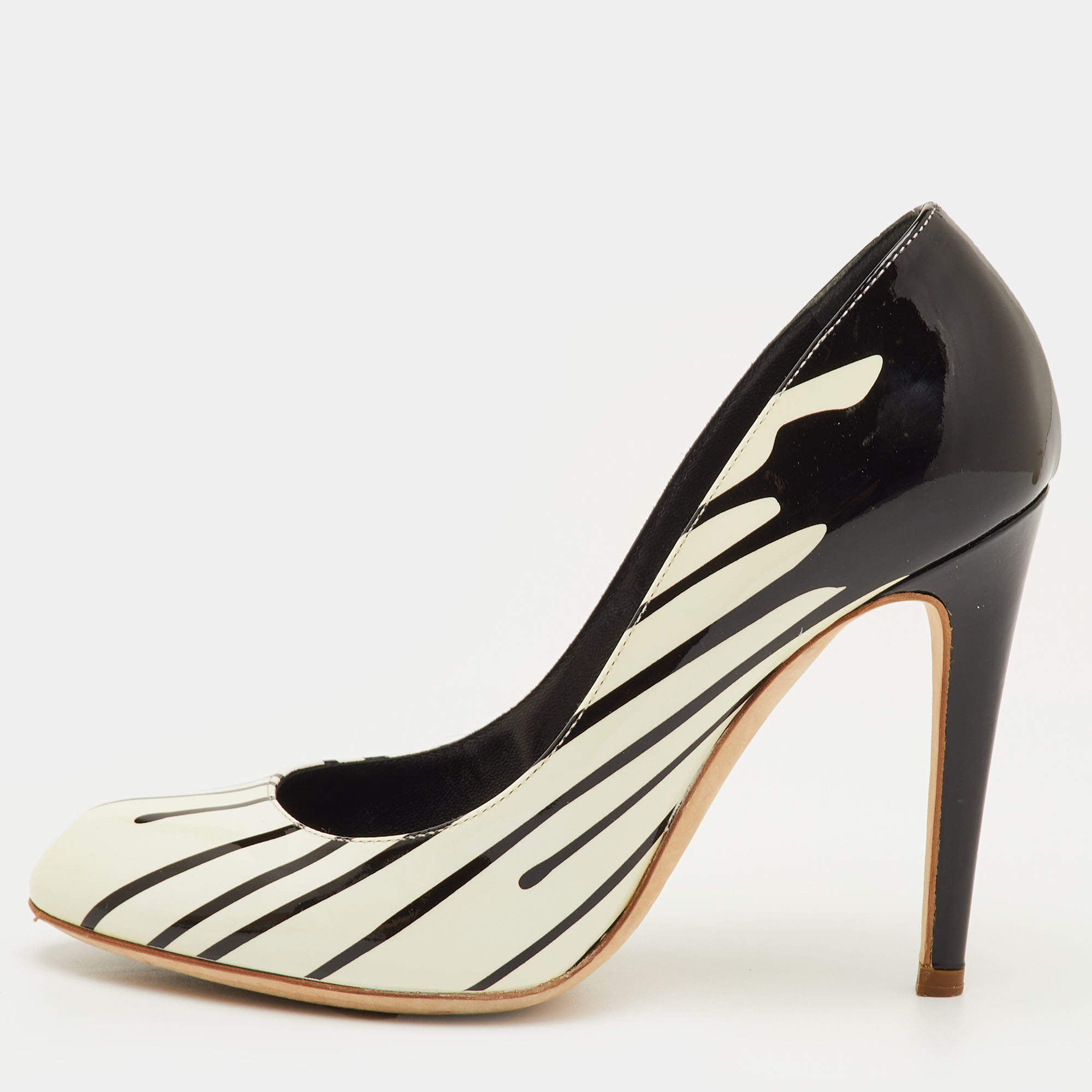 مملوكة مسبقًا حذاء كعب عالي سيرجيو روسي جلد براءات اختراع أبيض/أسود طلاء قطرة مقاس 37