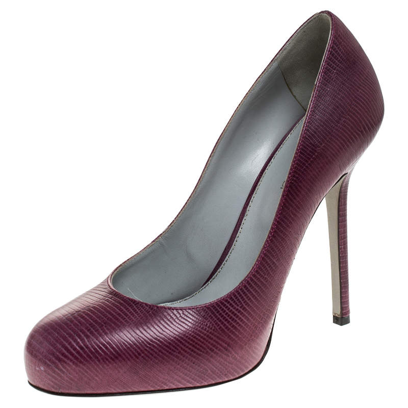 Pre Owned حذاء كعب عالي سيرجيو روسي نعل سميك جلد بارز وردي مقاس 38.5