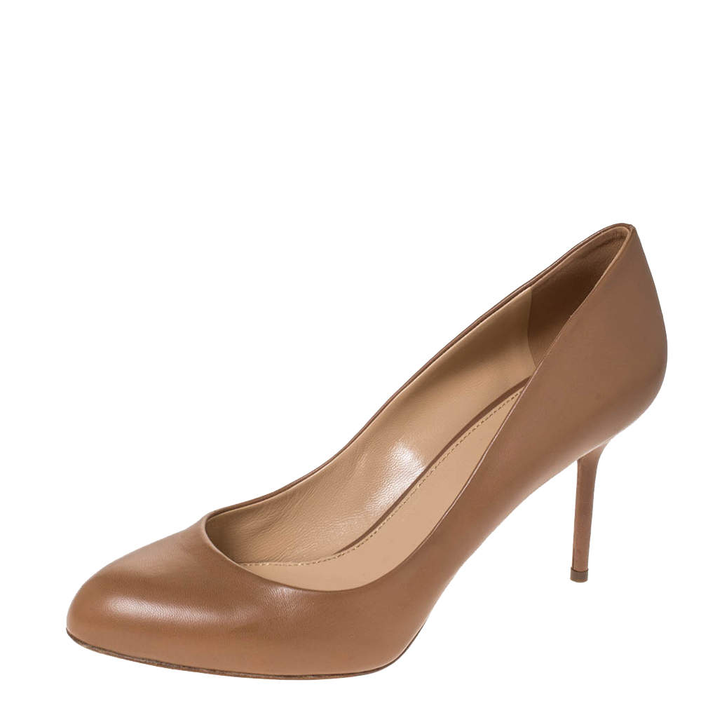 Pre Owned Sergio Rossi Beige Leather Pumps Size 40