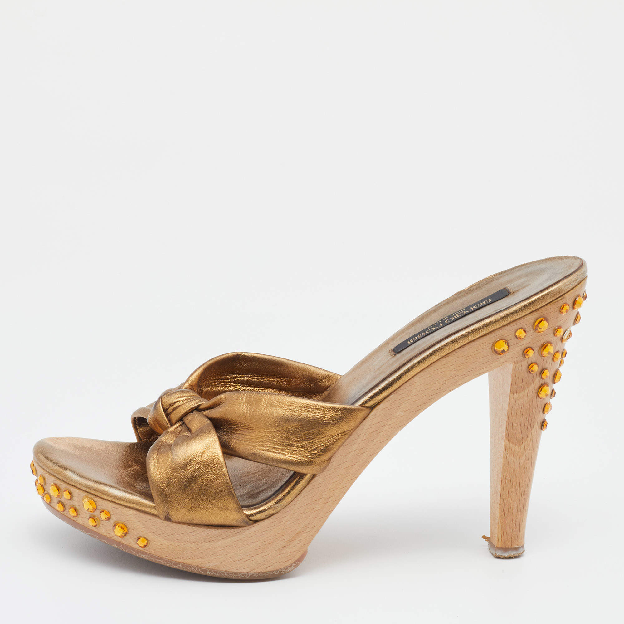 Pre Owned صندل سلايد سيرجيو روسي جلد برونزي ميتالك نعل سميك كعب مرصع مزين بعقدة مقاس 39.5