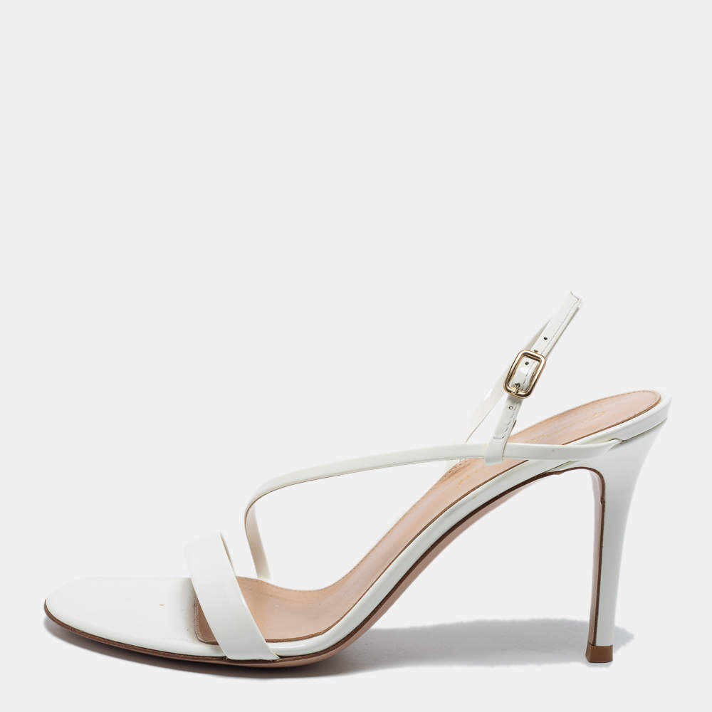 Pre Owned Sergio Rossi Off-White Patent Leather Manhattan Sandals Size 38