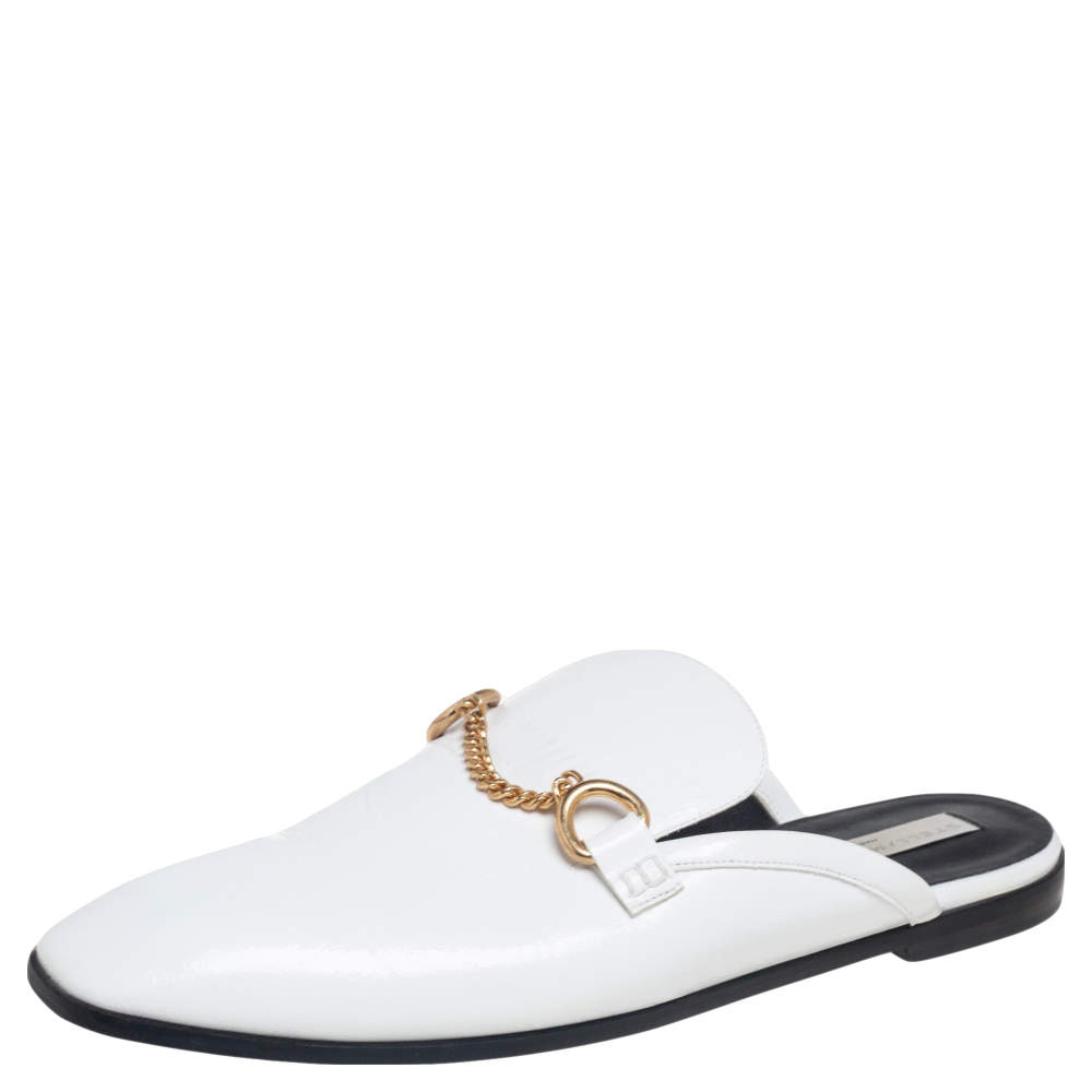 مملوكة مسبقًا Stella McCartney White  Faux Patent Leather Chain Slide Mules Size 40