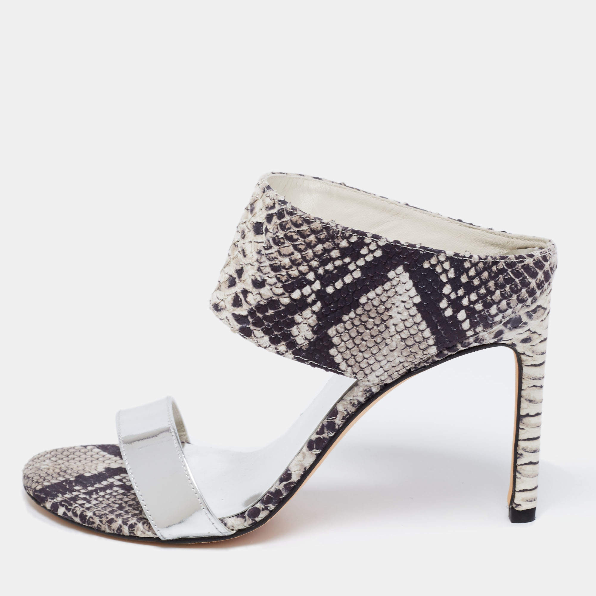 Stuart Weitzman Monochrome Python Embossed And Metallic Silver Leather Open Toe Sandals Size 37.5 