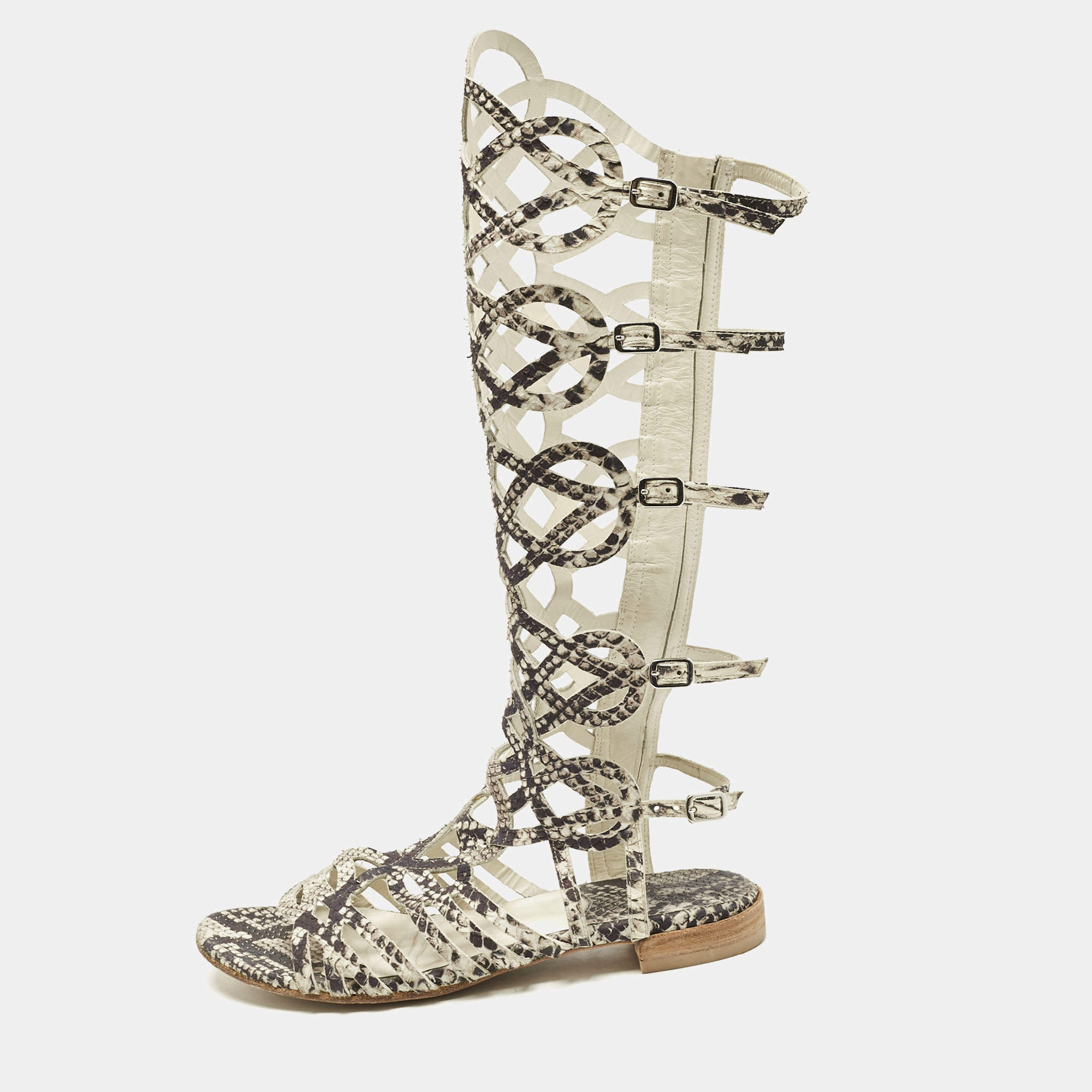 Pre Owned Stuart Weitzman Beige?Cream Snakeskin Embossed Leather Gladiator Flat Sandals Size 36