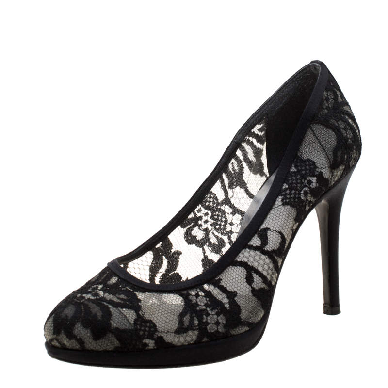 Pre Owned Stuart Weitzman Black Lace And Satin Pumps Size 39.5
