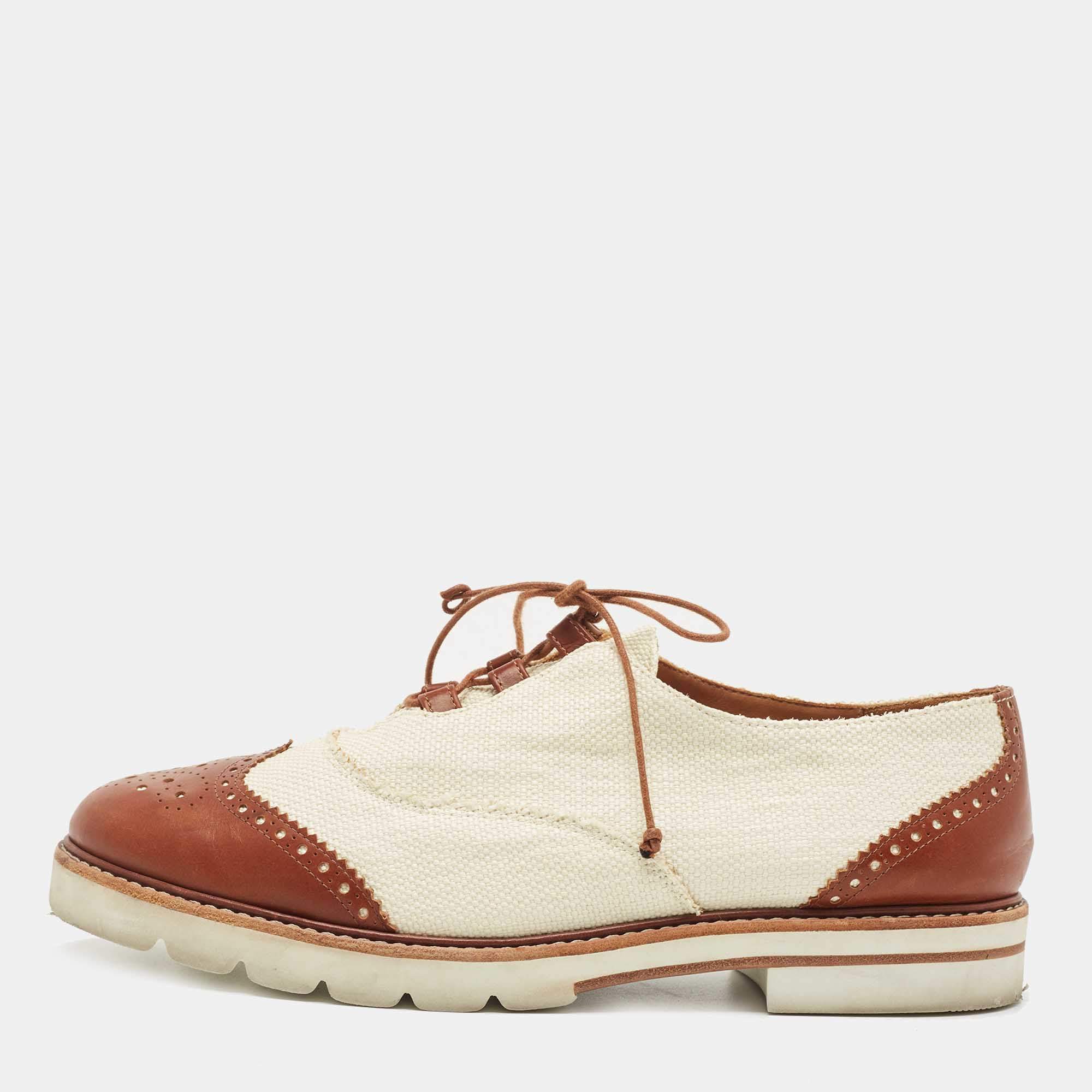 Stuart Weitzman Cream/Brown Canvas and Leather Brogue Oxfords Size 41