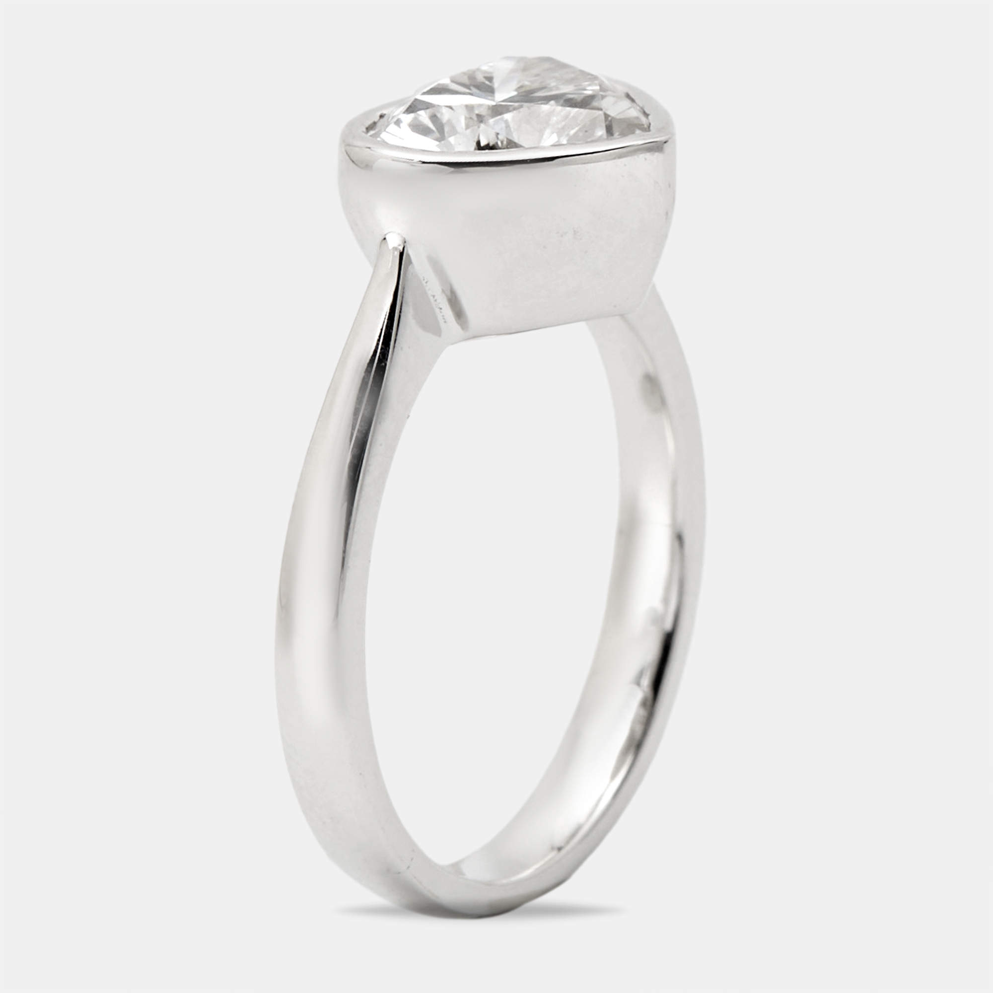 2.00 cts Heart Brilliant Cut Lab Grown Diamond 18k White Gold Ring Size 52