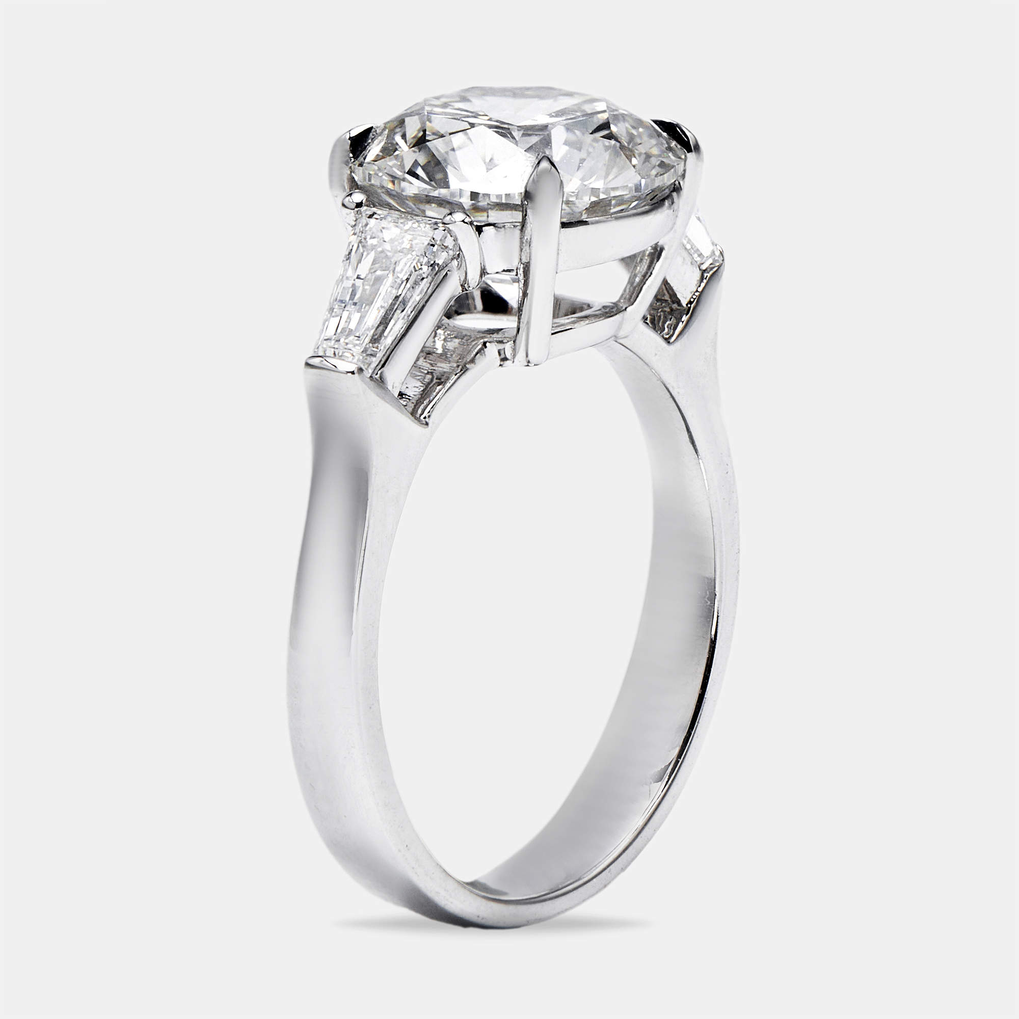 Pre Owned 3.50 cts Round Brilliant and Baguette Cut Lab Grown Diamonds 18k White Gold Ring Size 53