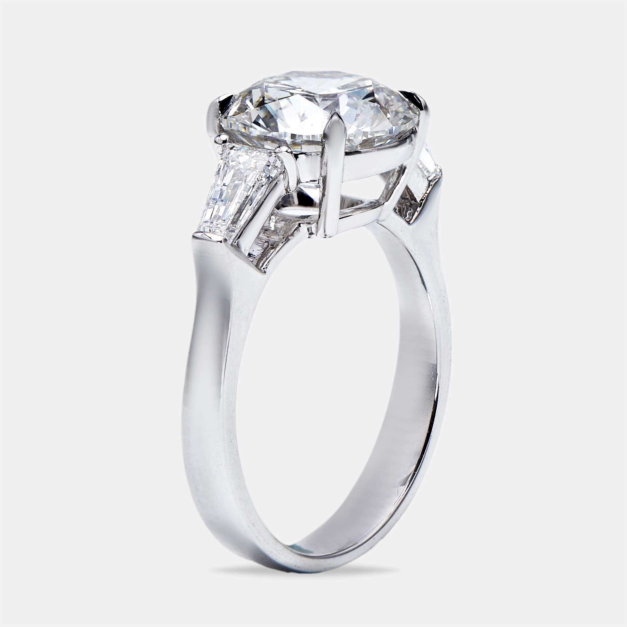 Pre Owned 3.70 cts Round Baguette 18k White Gold Lab Grown Diamond Ring Size 54