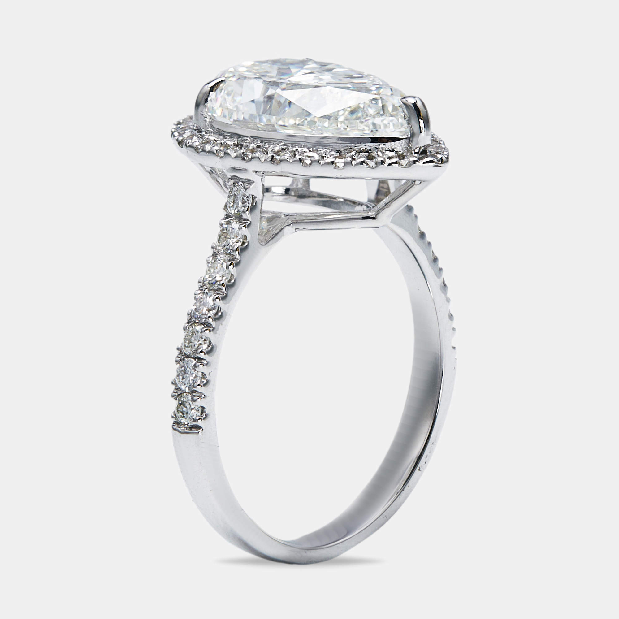 Pre Owned 4.50 cts Pear Round 18k White Gold Lab Grown Diamonds Ring Size 54